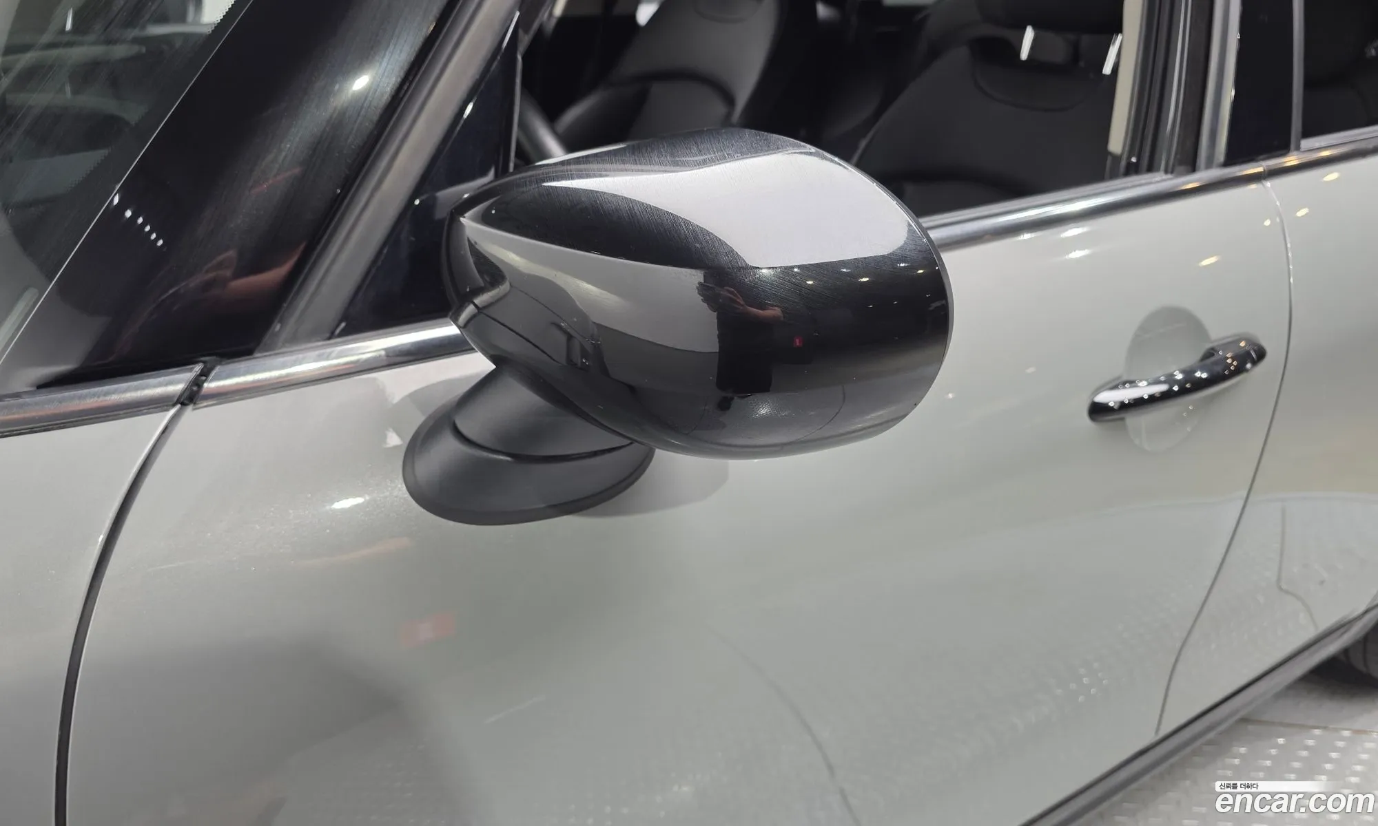 Mini Cooper S 2021 WMW61DK07N2R40669 — 28