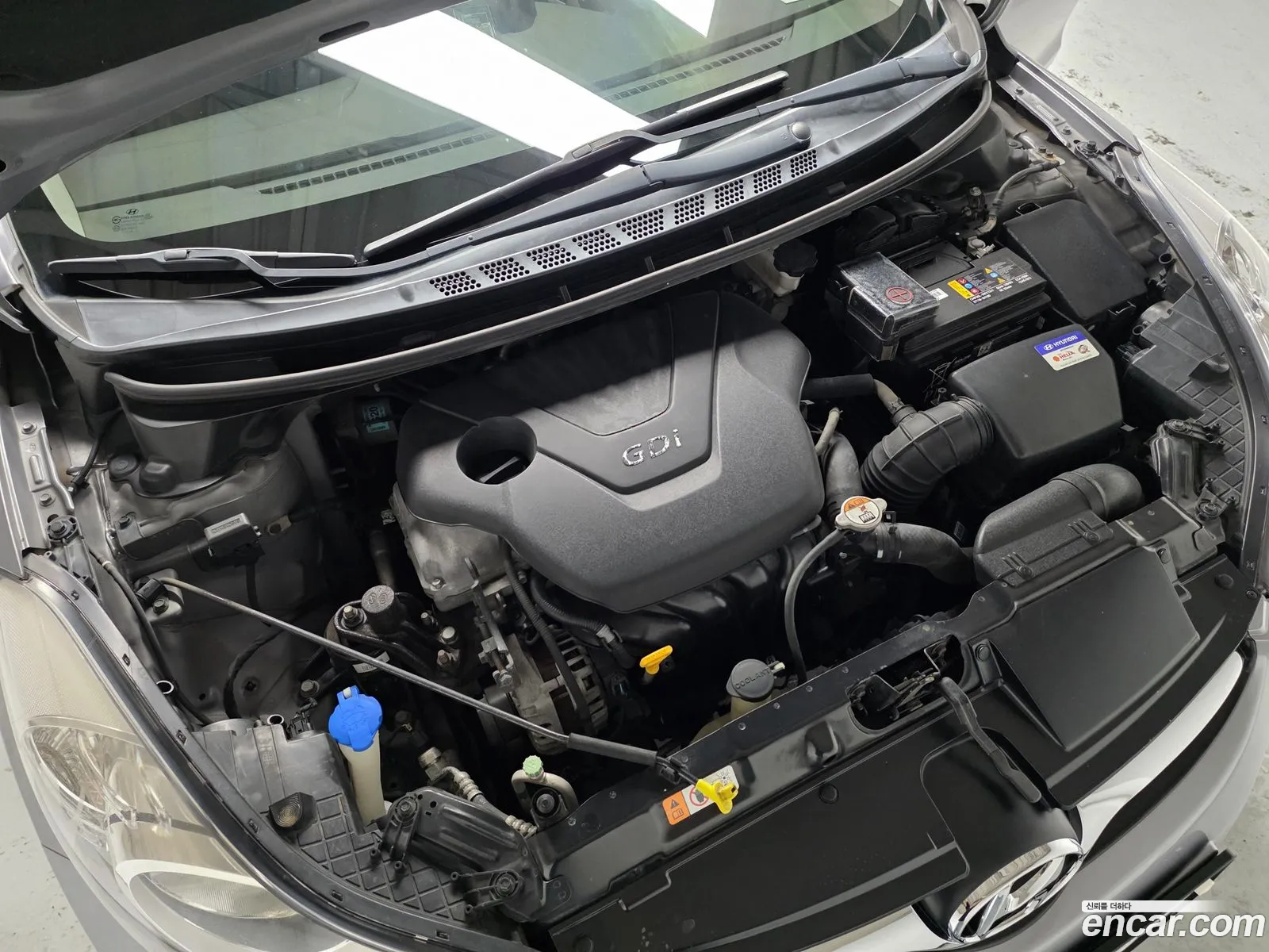 Hyundai Elantra MD 2012 — 19