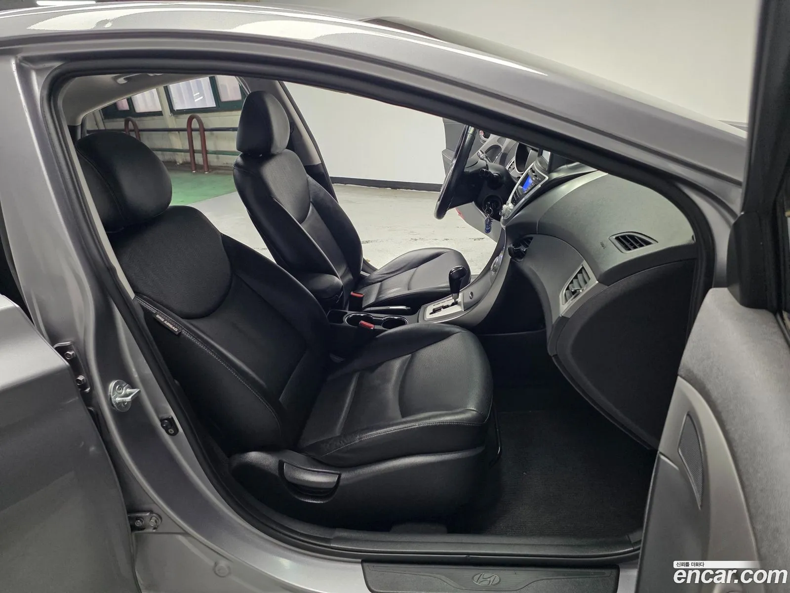 Hyundai Elantra MD 2012 — 14