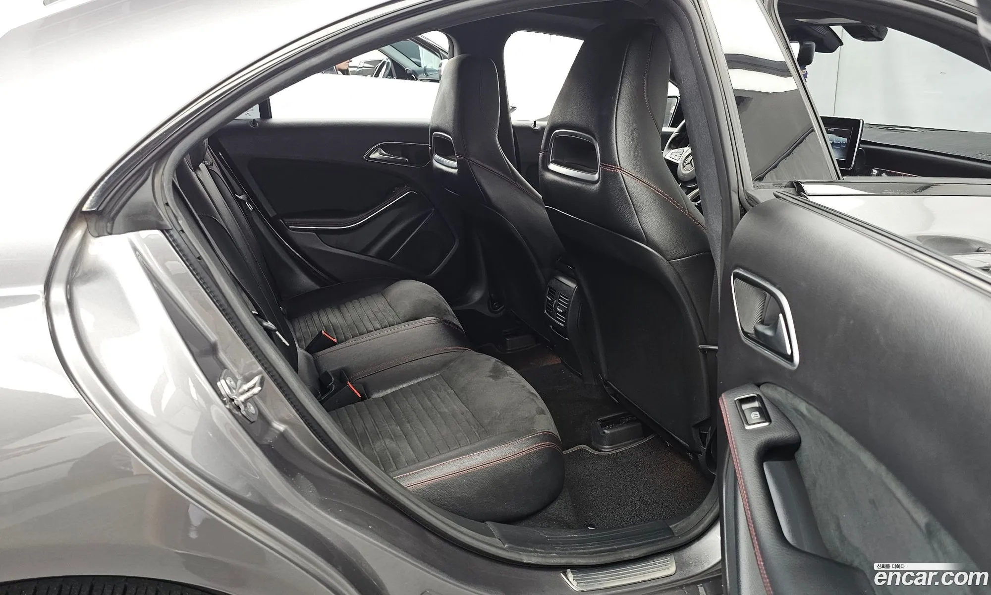 Mercedes-Benz CLA-Class C117 2018 — 14