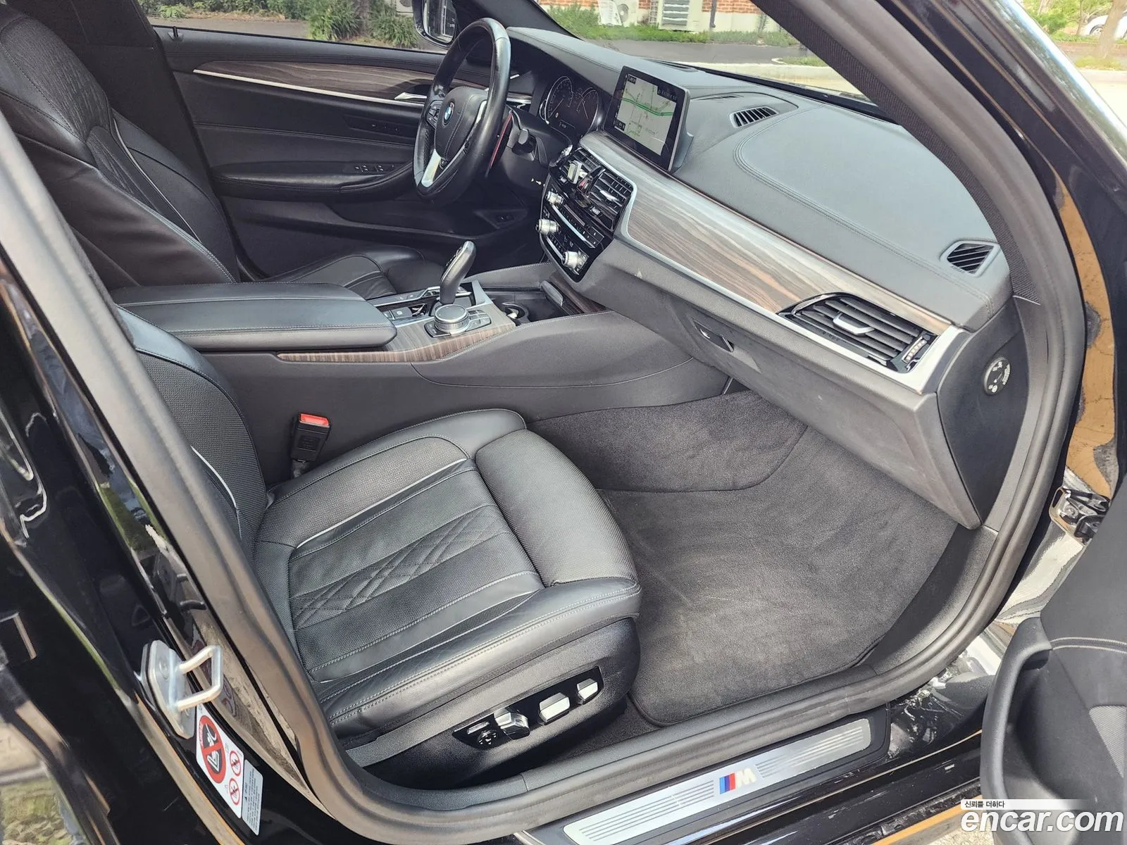 BMW 5 Series 2017 — 16