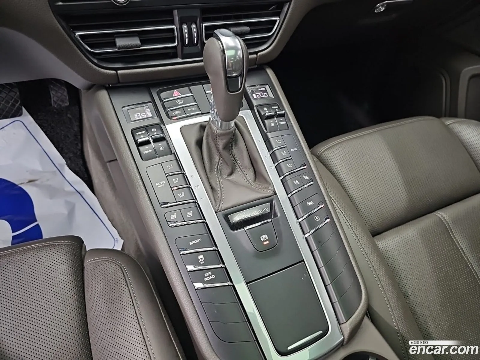 Porsche Macan 2019 — 14