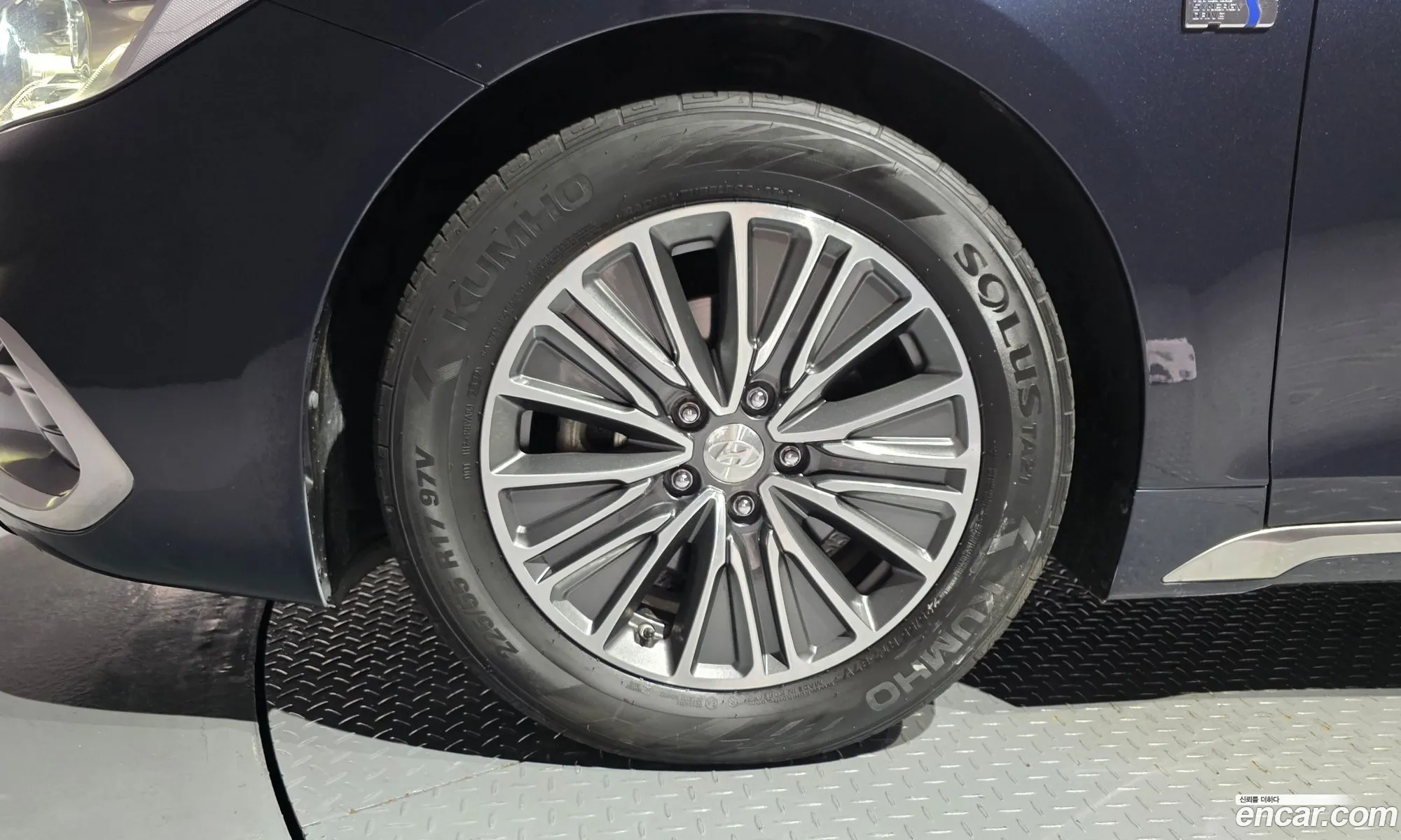 Hyundai Grandeur IG Hybrid 2017 — 5