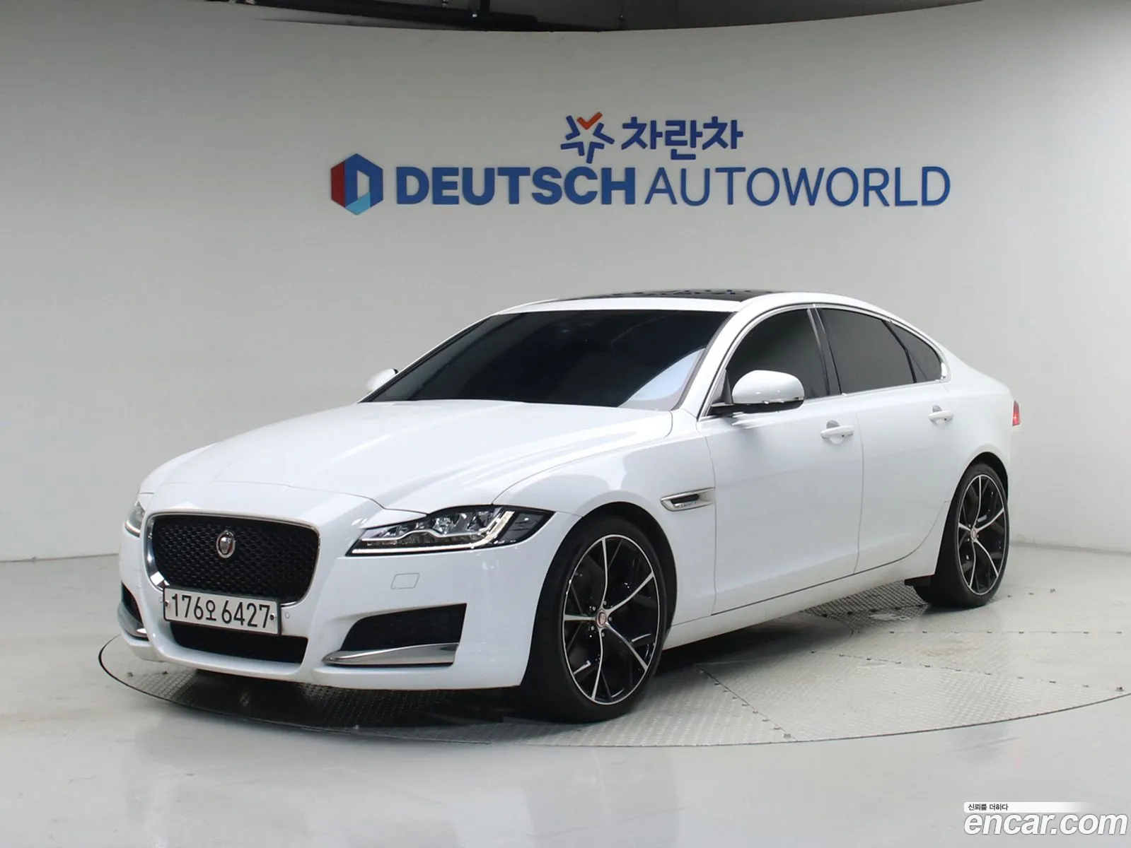 Jaguar XF 2016 — 20