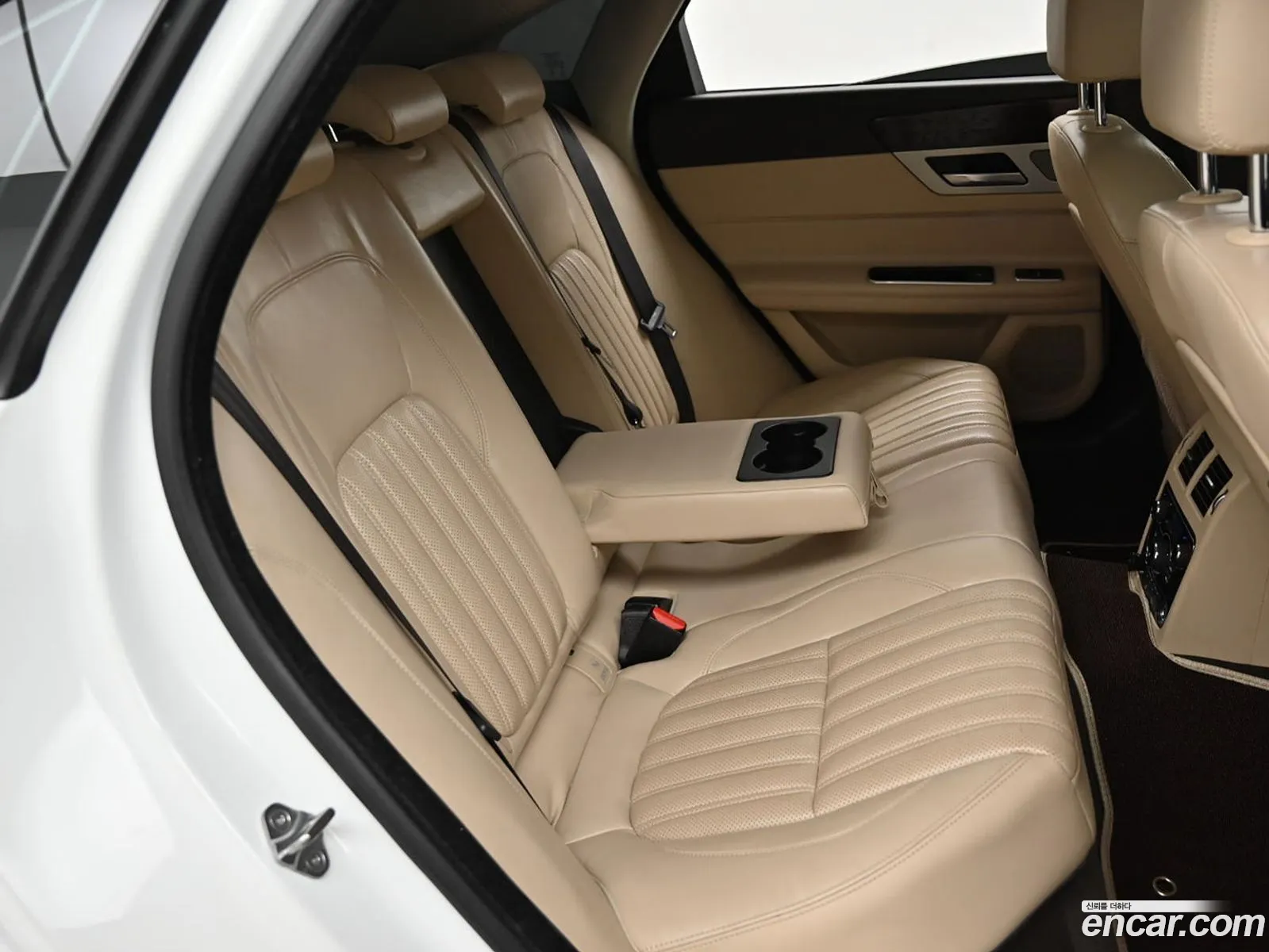 Jaguar XF 2016 — 3
