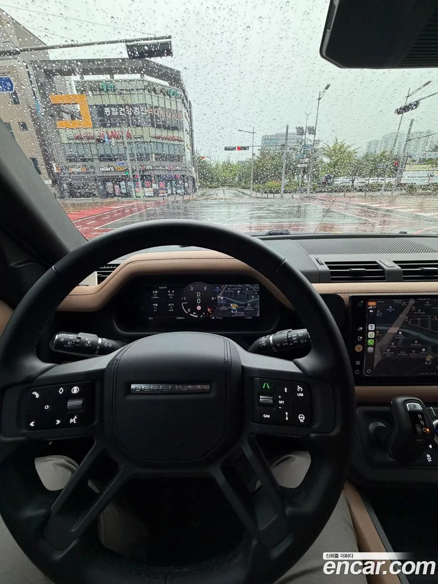 Land Rover Defender 2025 — 5