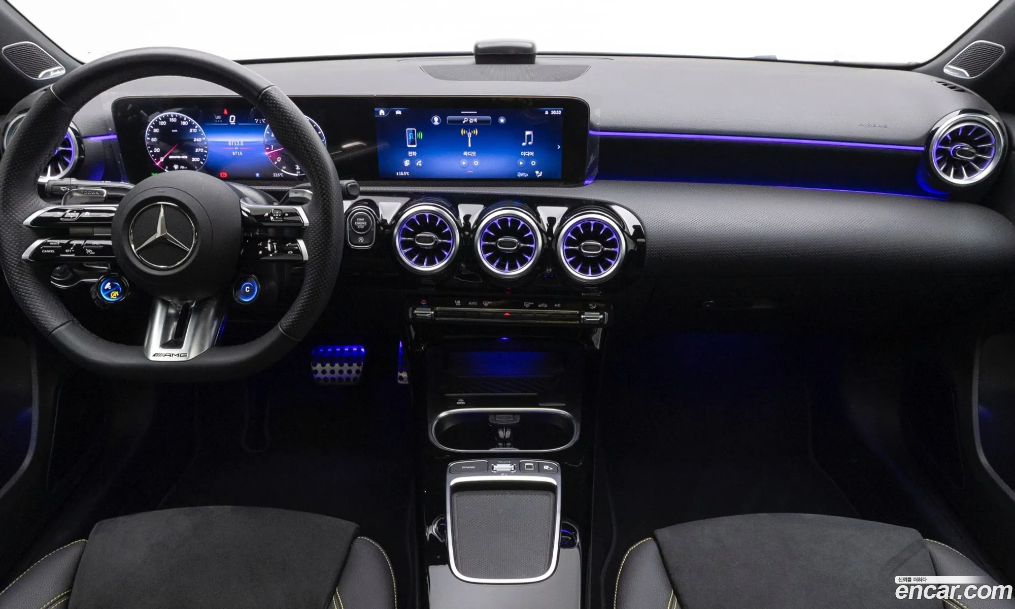 Mercedes-Benz A-Class W177 2025 — 16