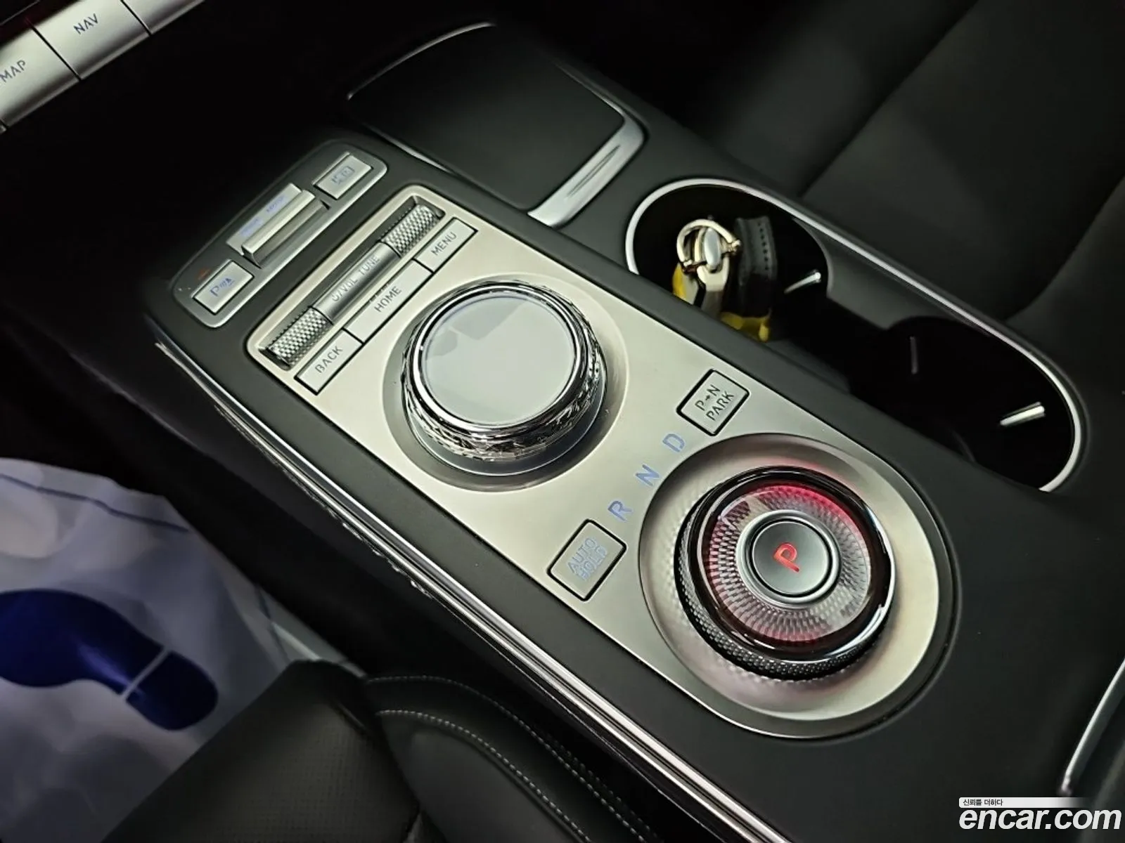 Genesis GV70 2024 — 9