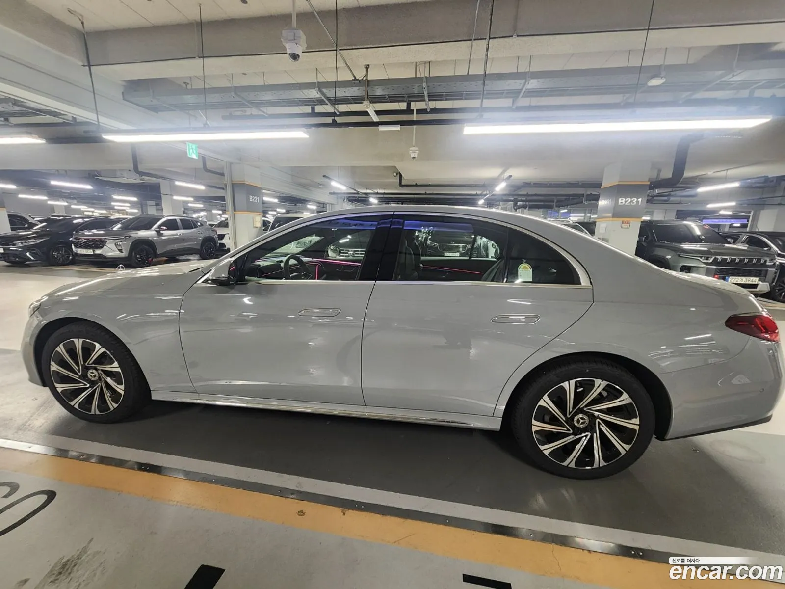Mercedes-Benz E-Class W214 2025 — 14
