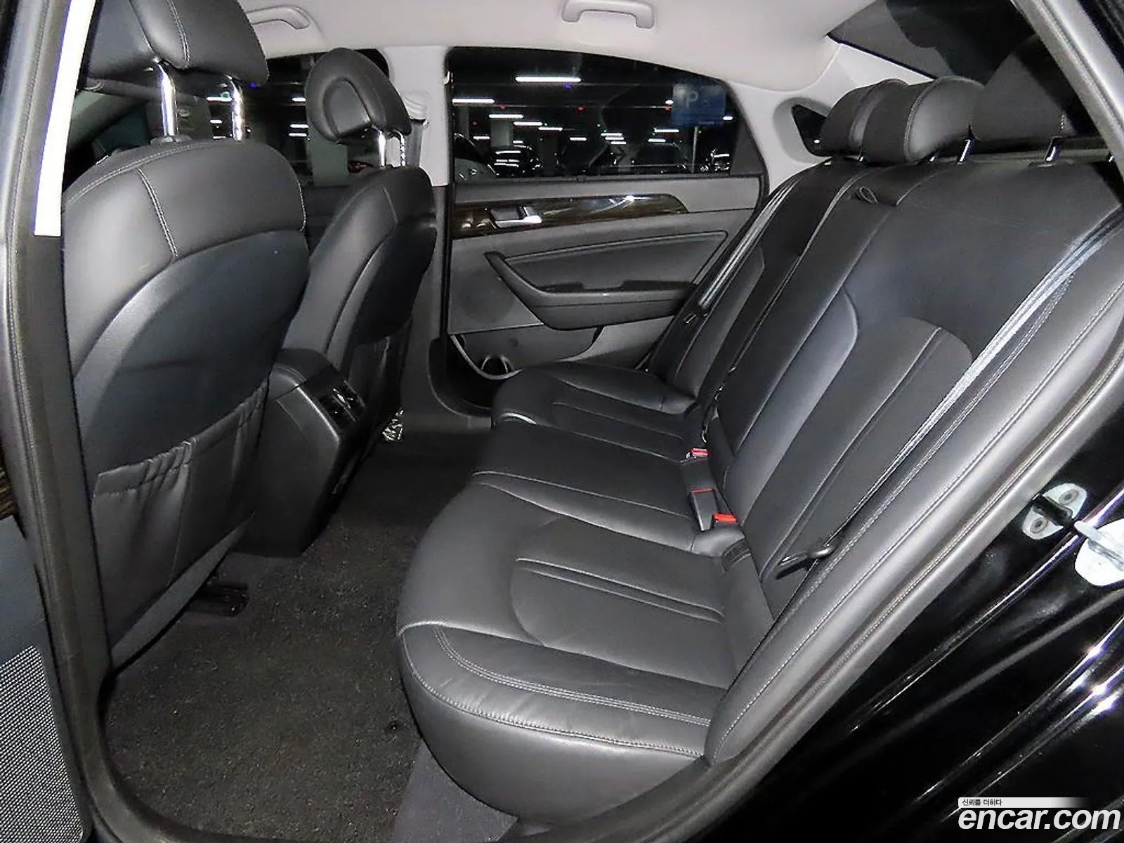 Hyundai LF Sonata 2015 — 18