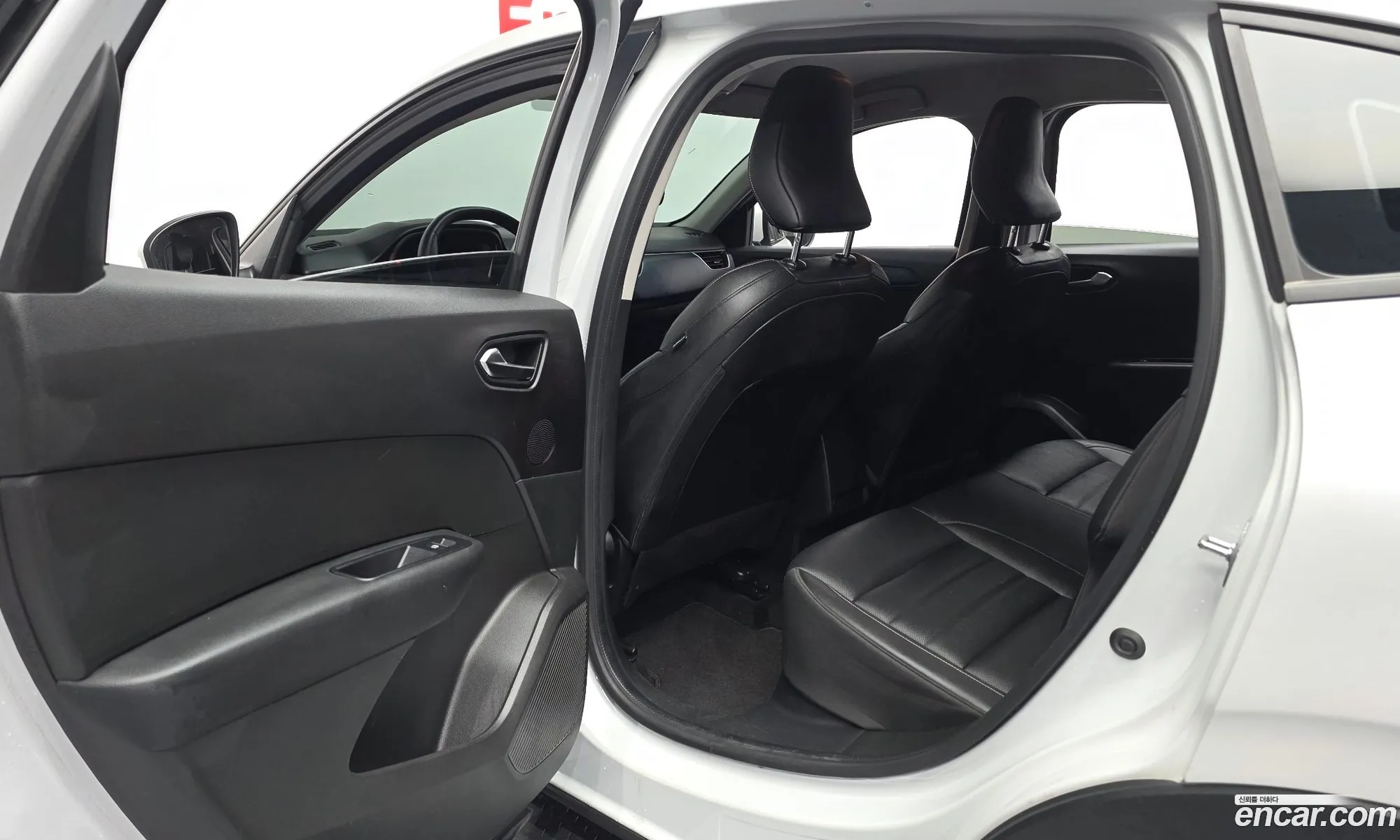 Renault Korea (Samsung) XM3 2020 — 8