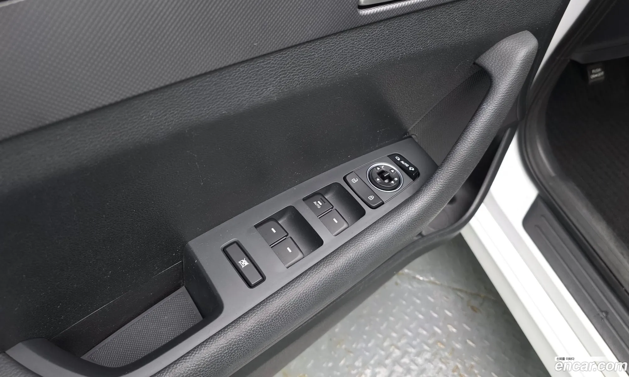 Hyundai Sonata New Rise 2017 — 12