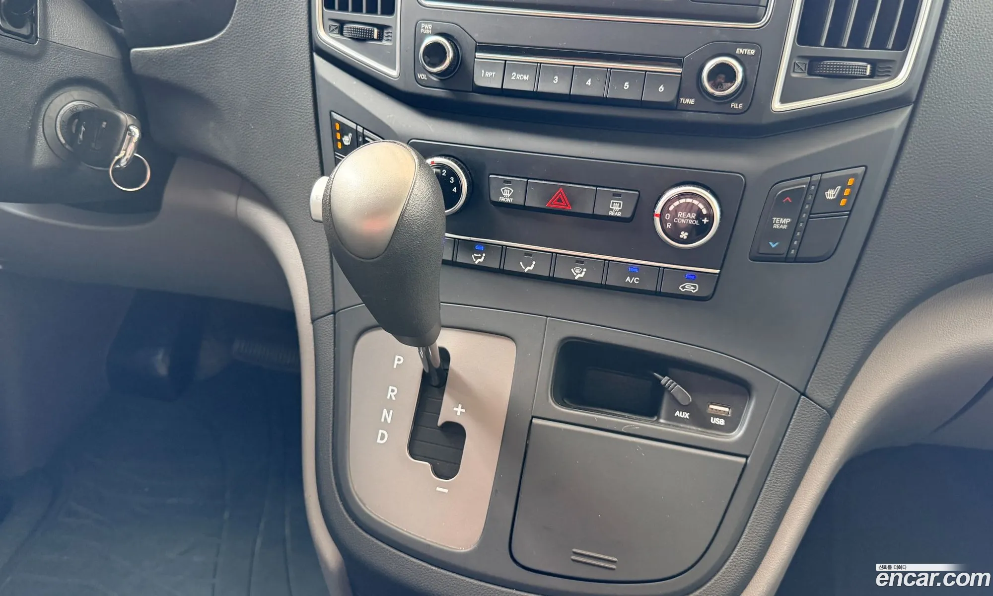 Hyundai Grand Starex 2020 — 3