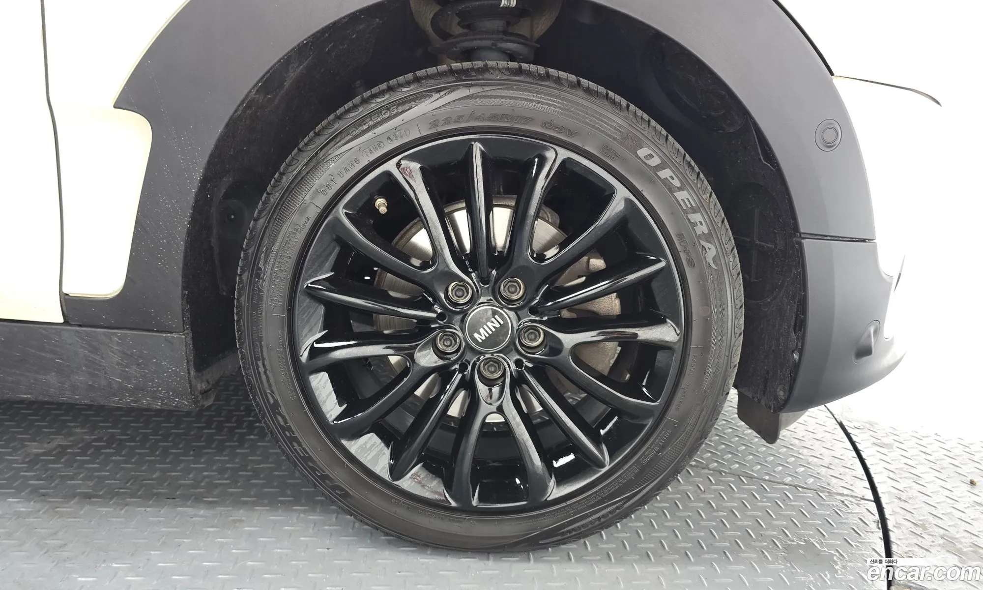 Mini Cooper Clubman 2019 — 20