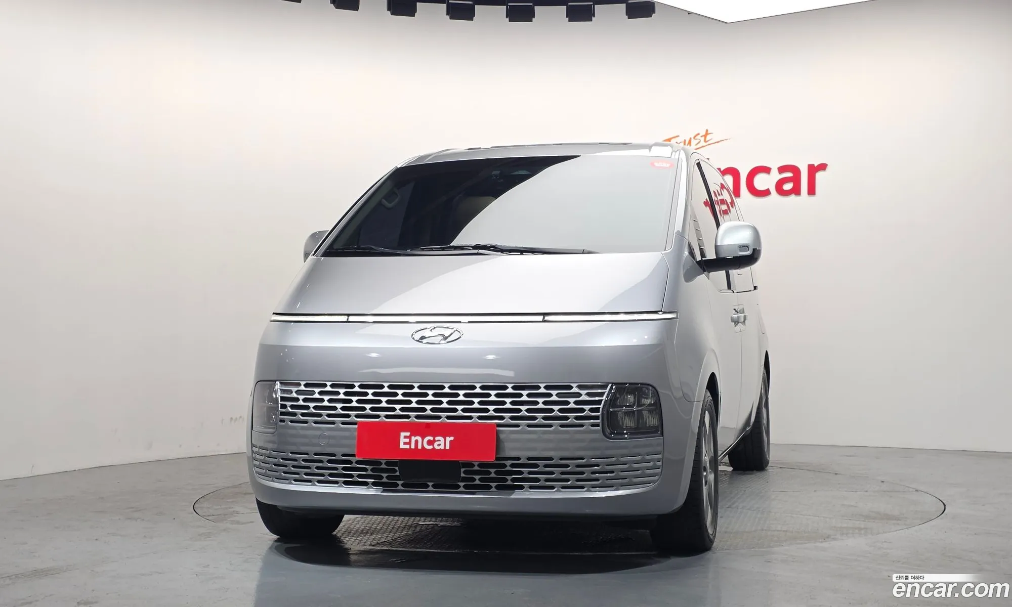 Hyundai Staria 2023 KMHYA813BPU127132 — 4