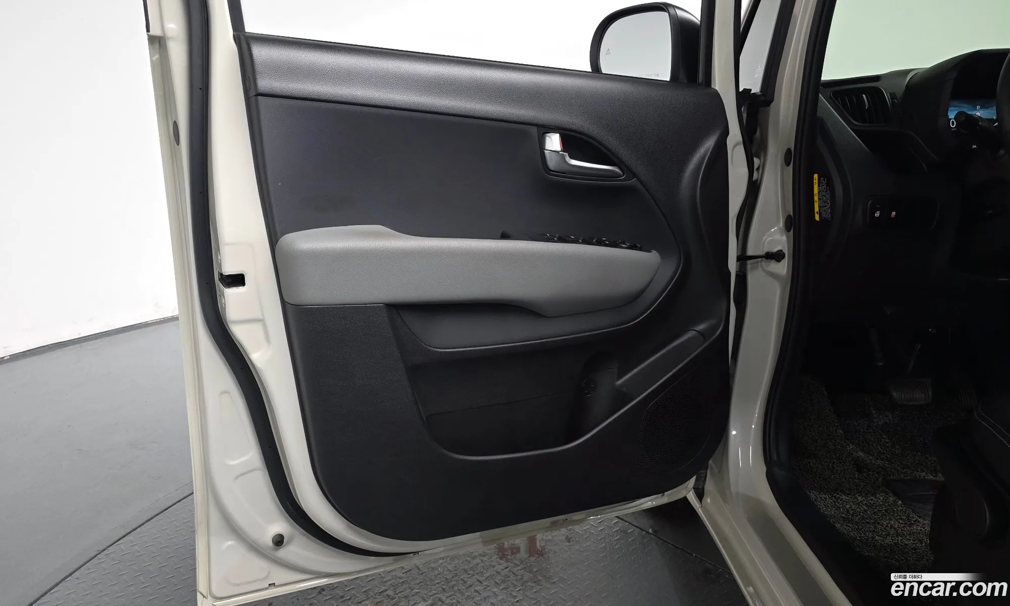 Kia Kia Ray EV 2024 KNACG81AFRT007301 — 30