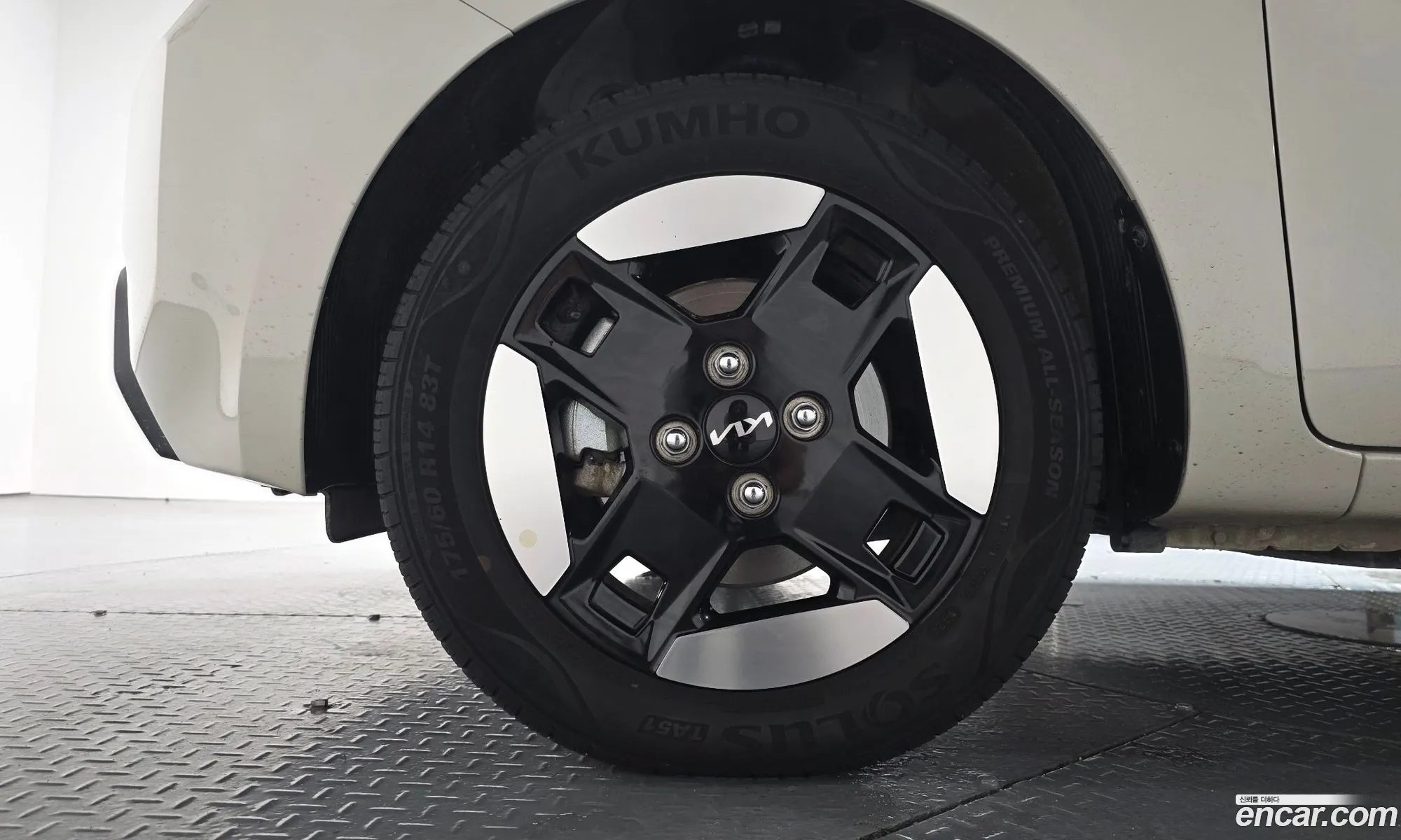 Kia Kia Ray EV 2024 KNACG81AFRT007301 — 26