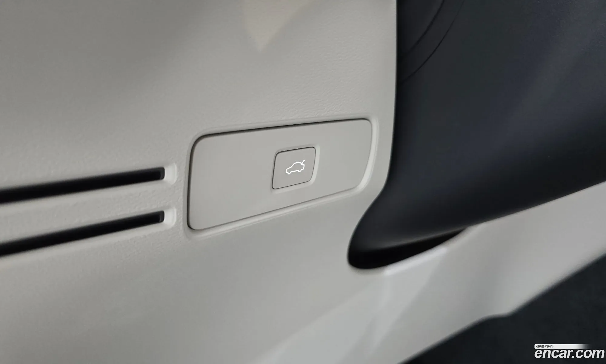Volvo XC40 2024 — 4