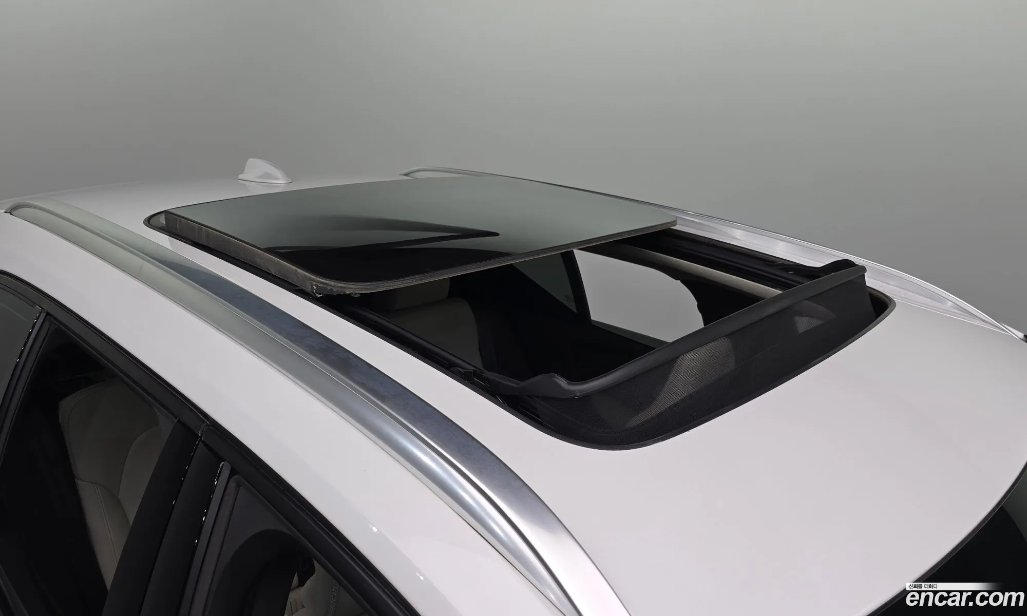 Volvo XC40 2024 — 3