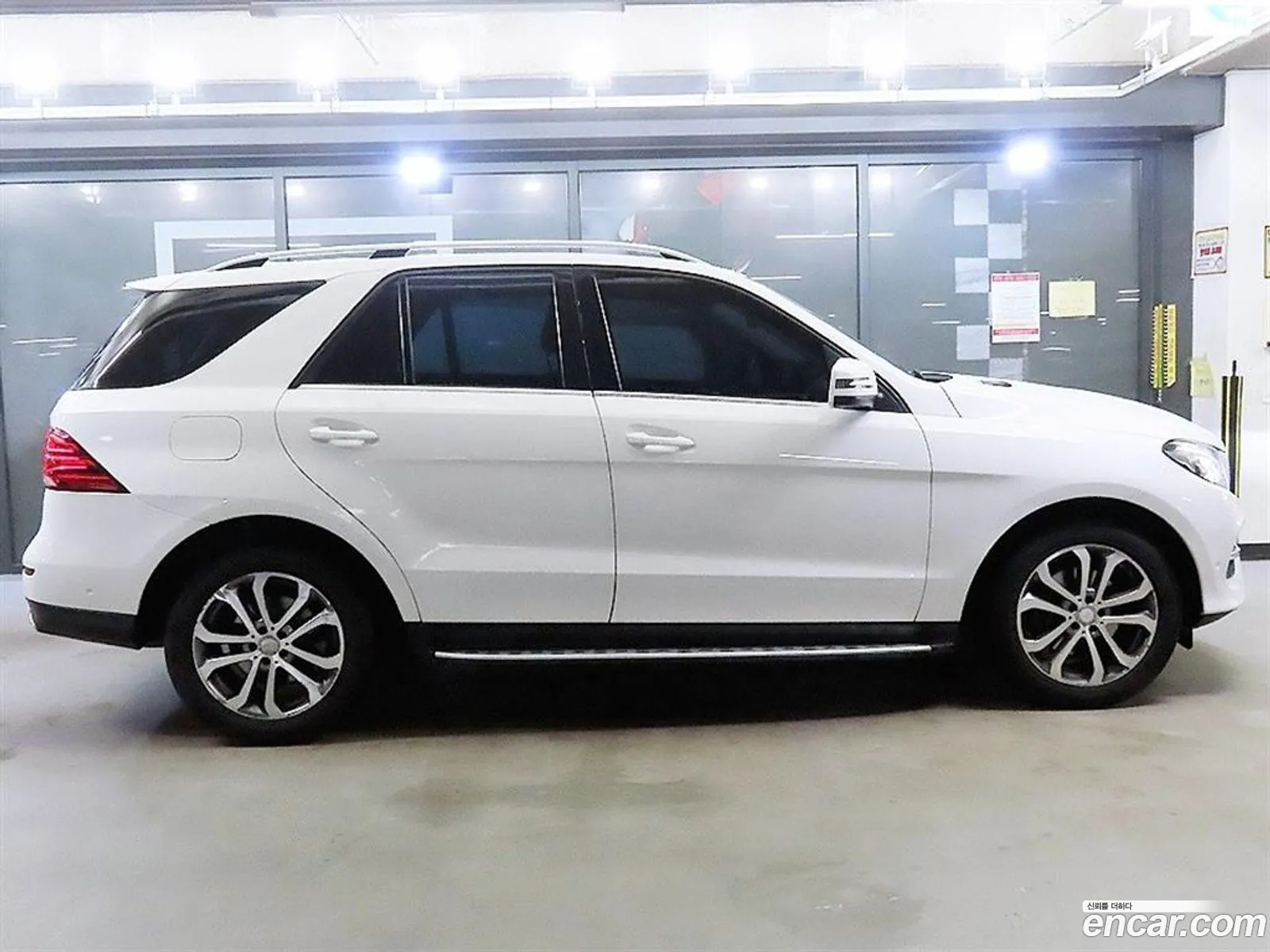 Mercedes-Benz GLE-Class W166 2016 — 6