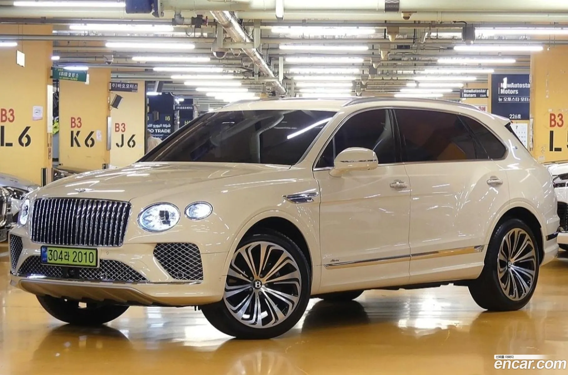 Bentley Bentayga 2024 — 14