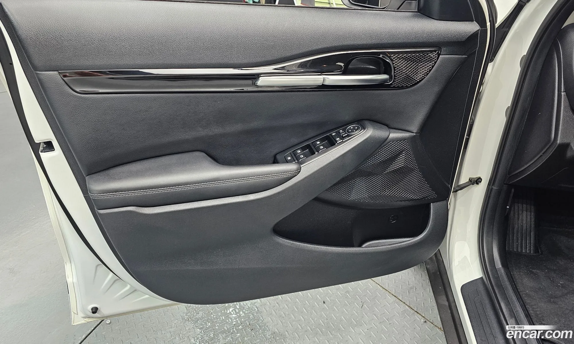 Kia Seltos 2021 KNAEP812GNK289890 — 23