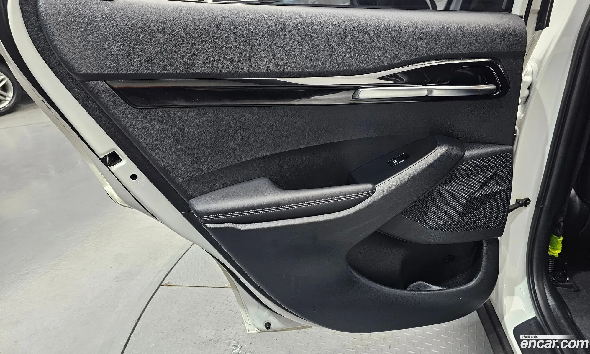 Kia Seltos 2021 KNAEP812GNK289890 — 14