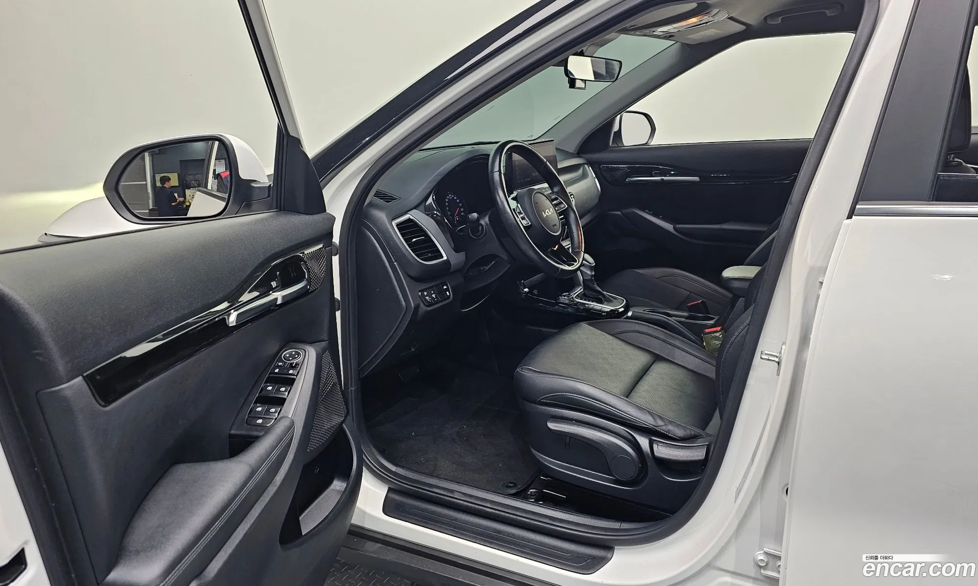 Kia Seltos 2021 KNAEP812GNK289890 — 15