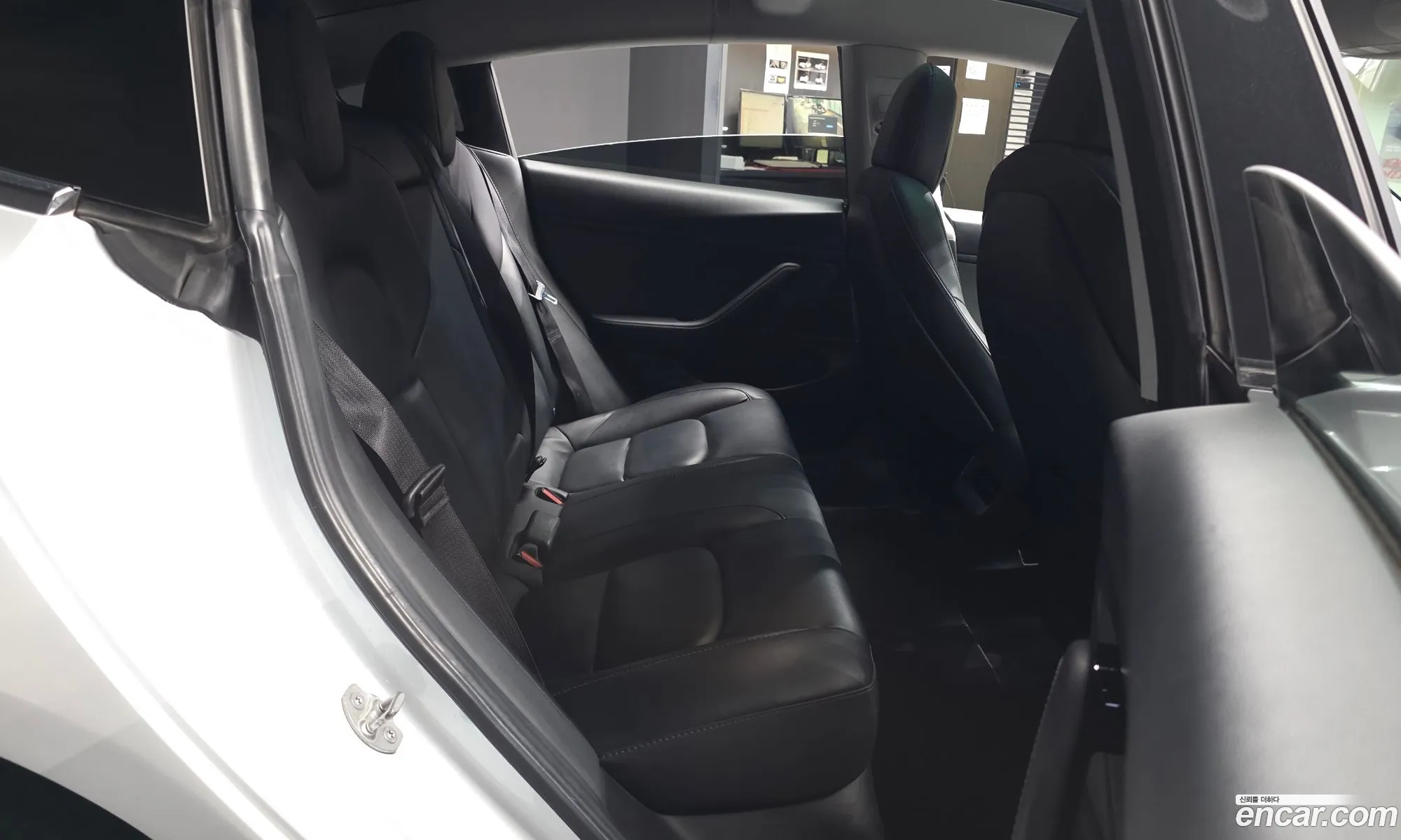 Tesla Model 3 2020 5YJ3E1EAXLF810098 — 9