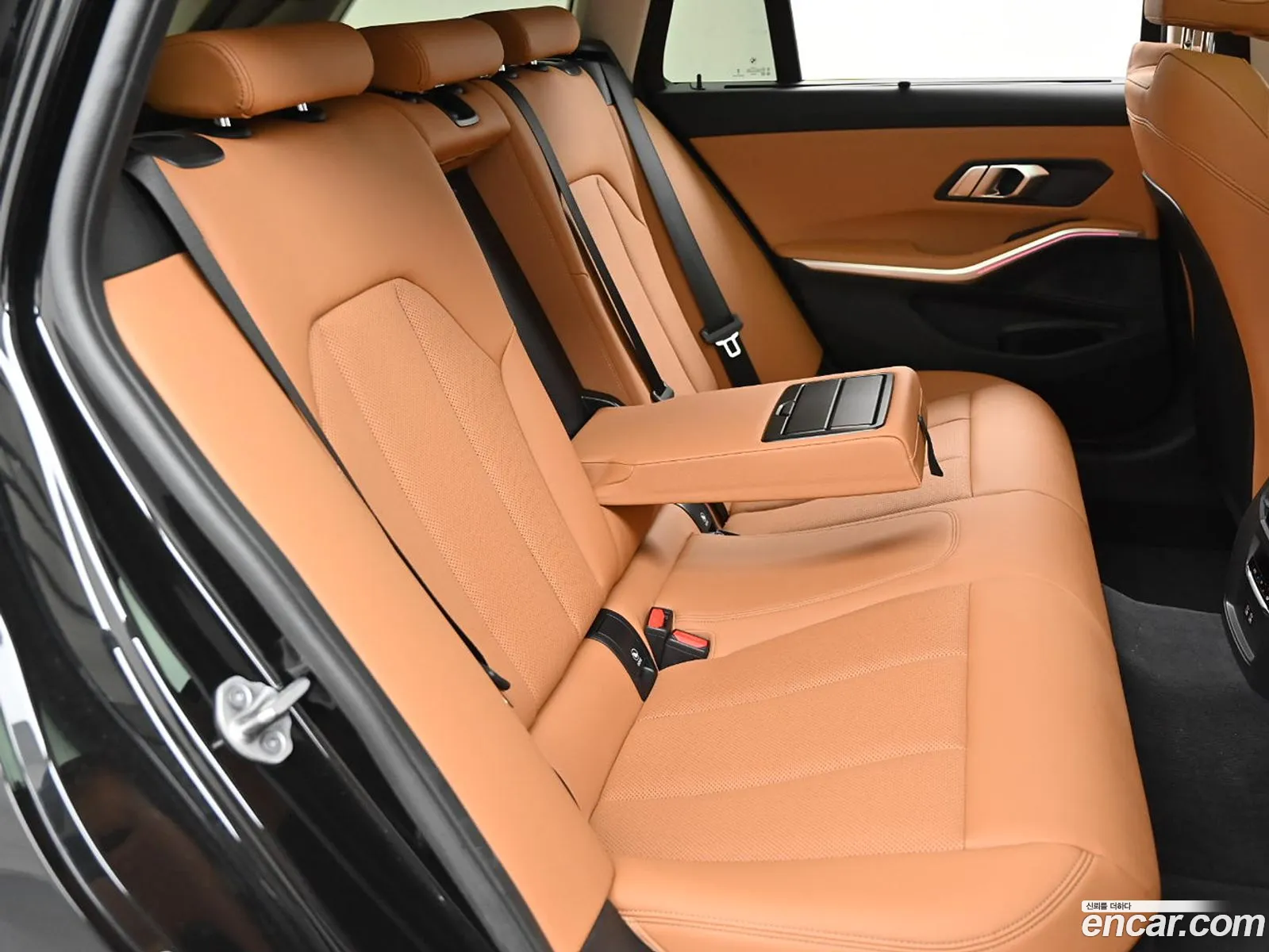 BMW 3 Series 2025 — 3