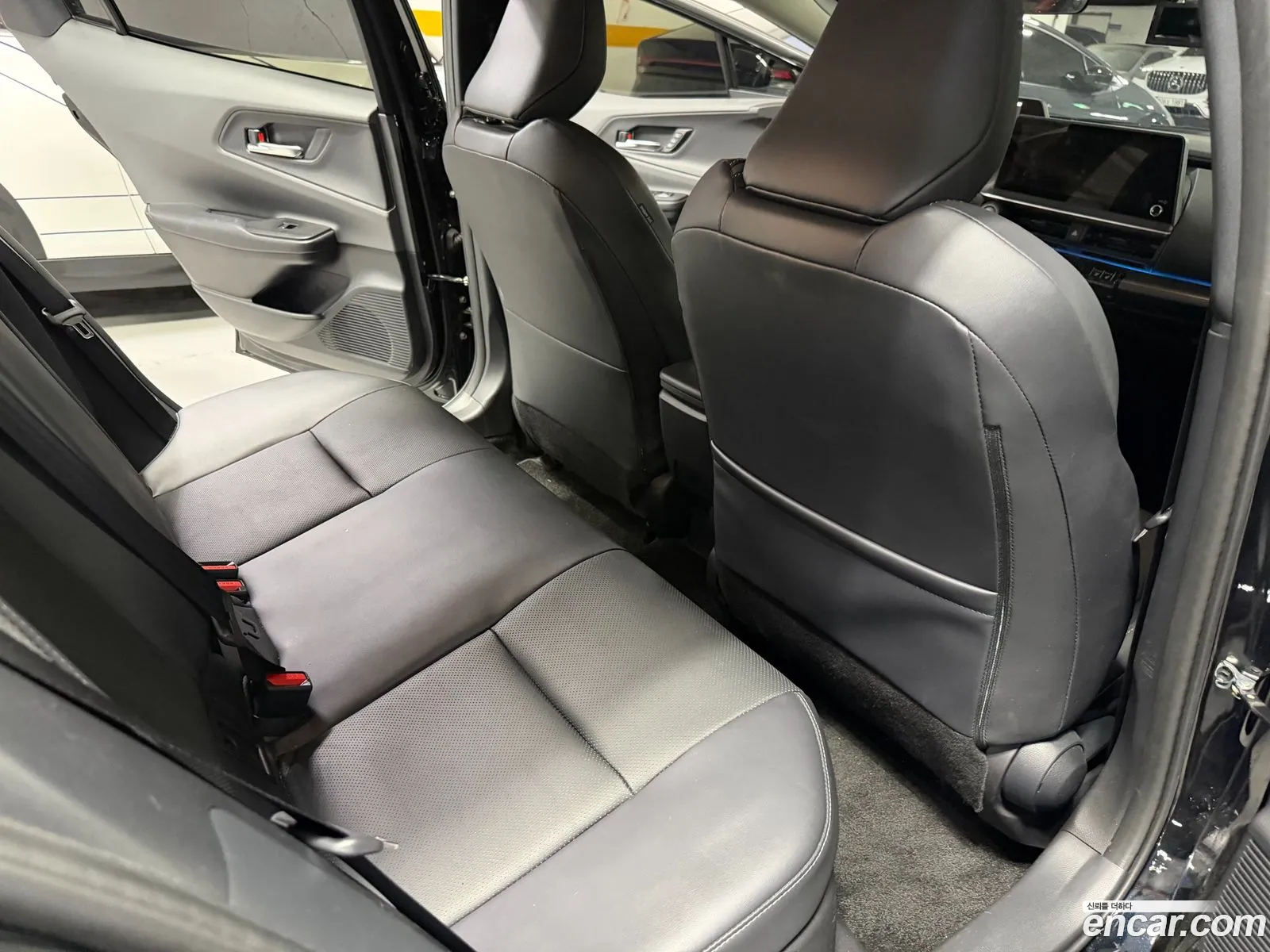 Toyota Prius 2024 — 3