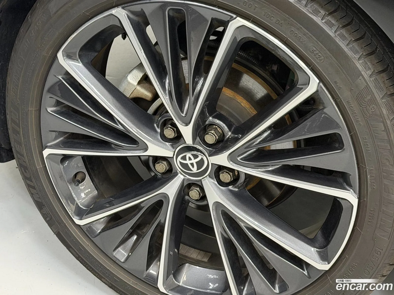 Toyota Prius 2024 — 8