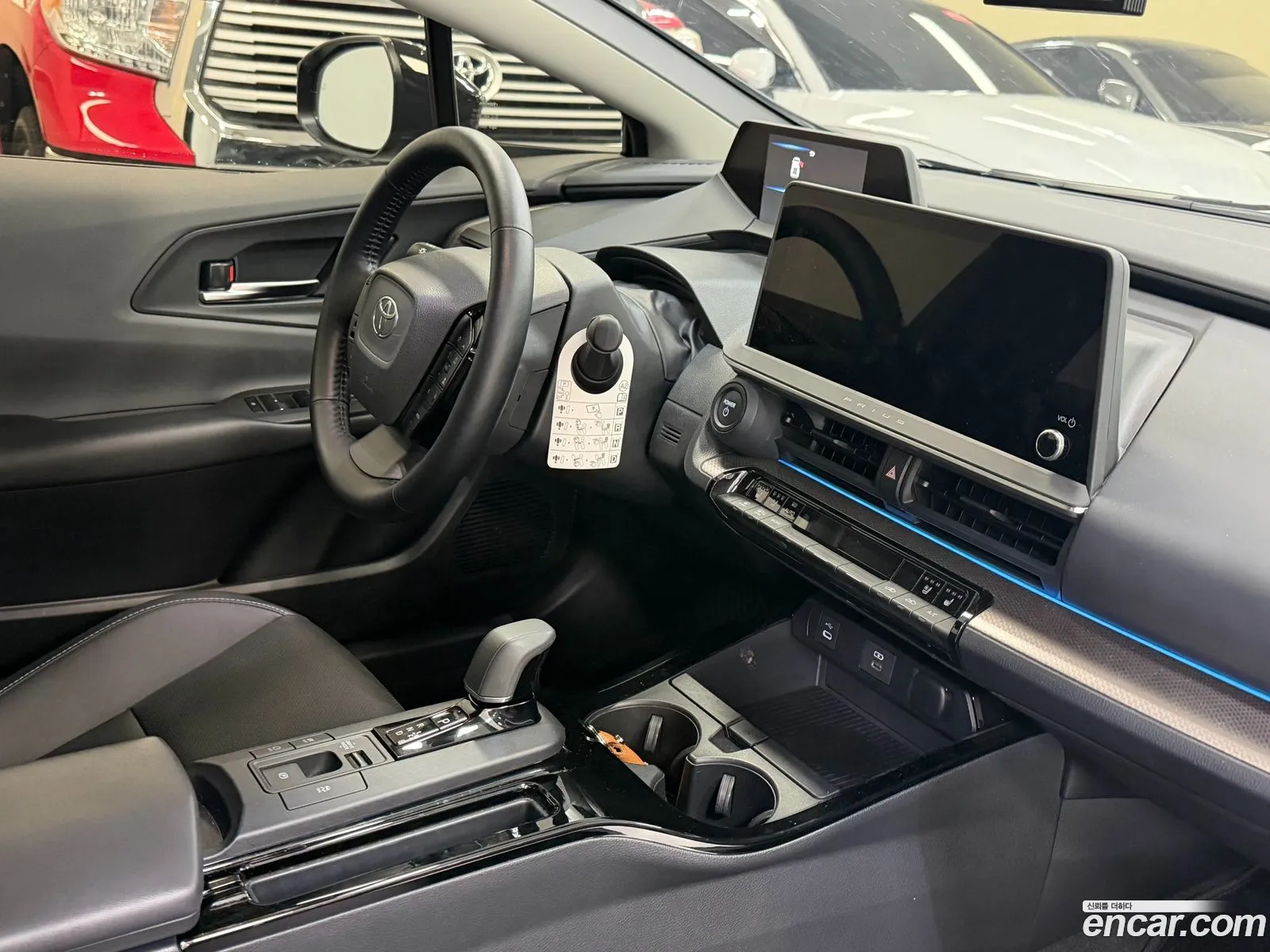 Toyota Prius 2024 — 12
