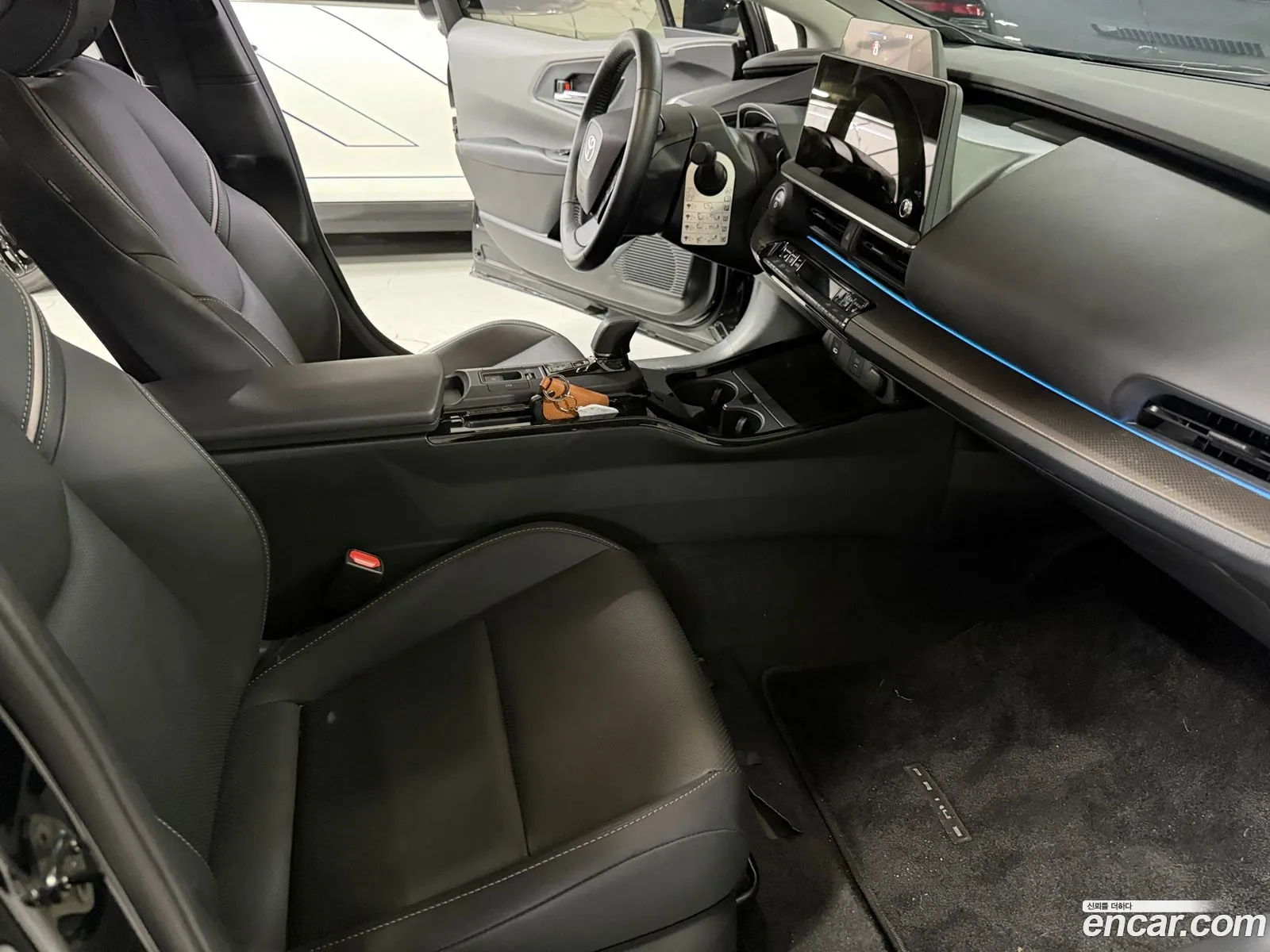 Toyota Prius 2024 — 4