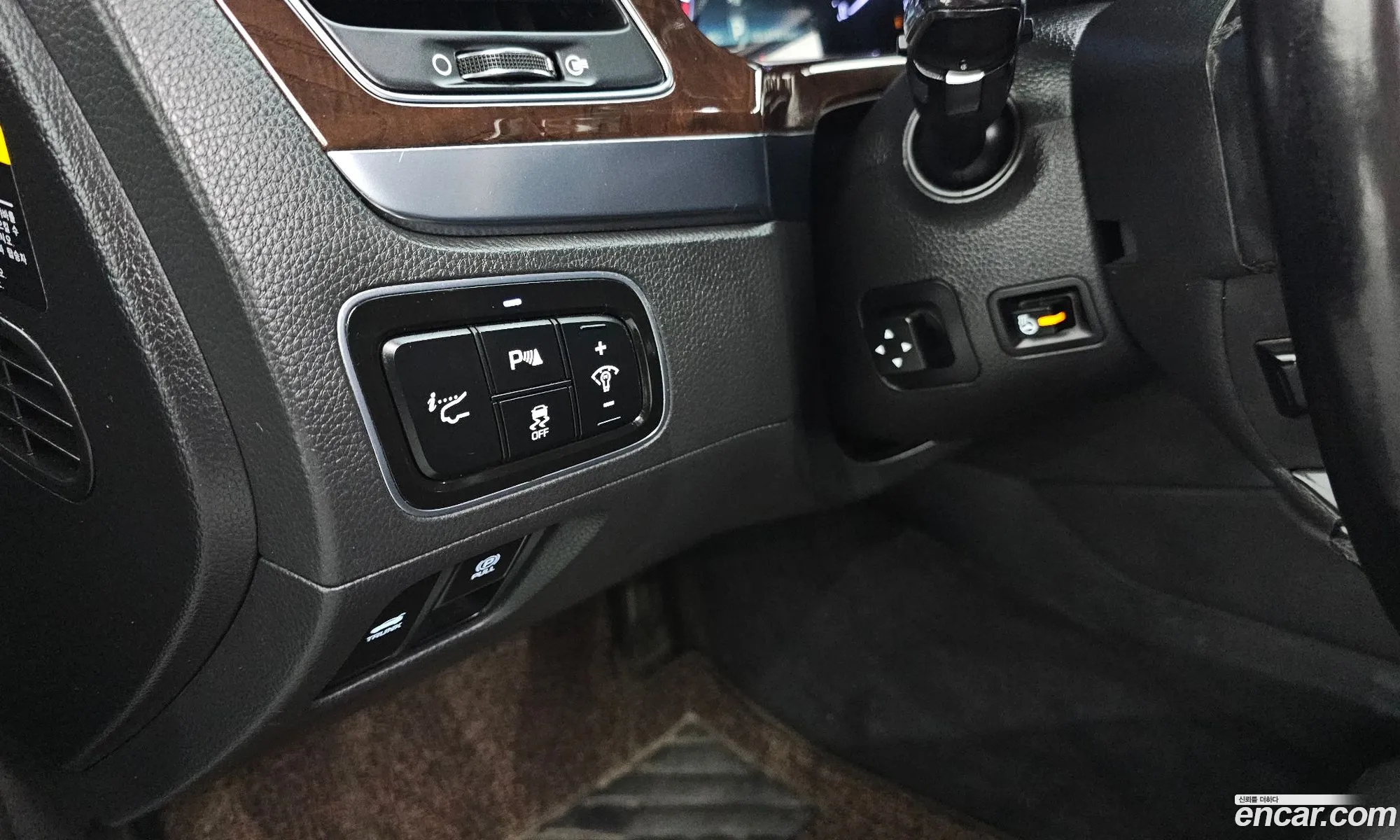 Hyundai Equus 2013 — 4