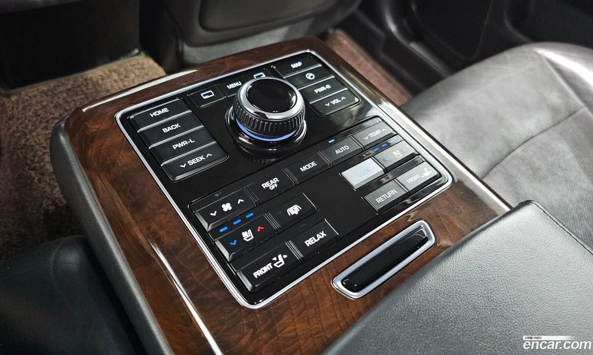 Hyundai Equus 2013 — 15