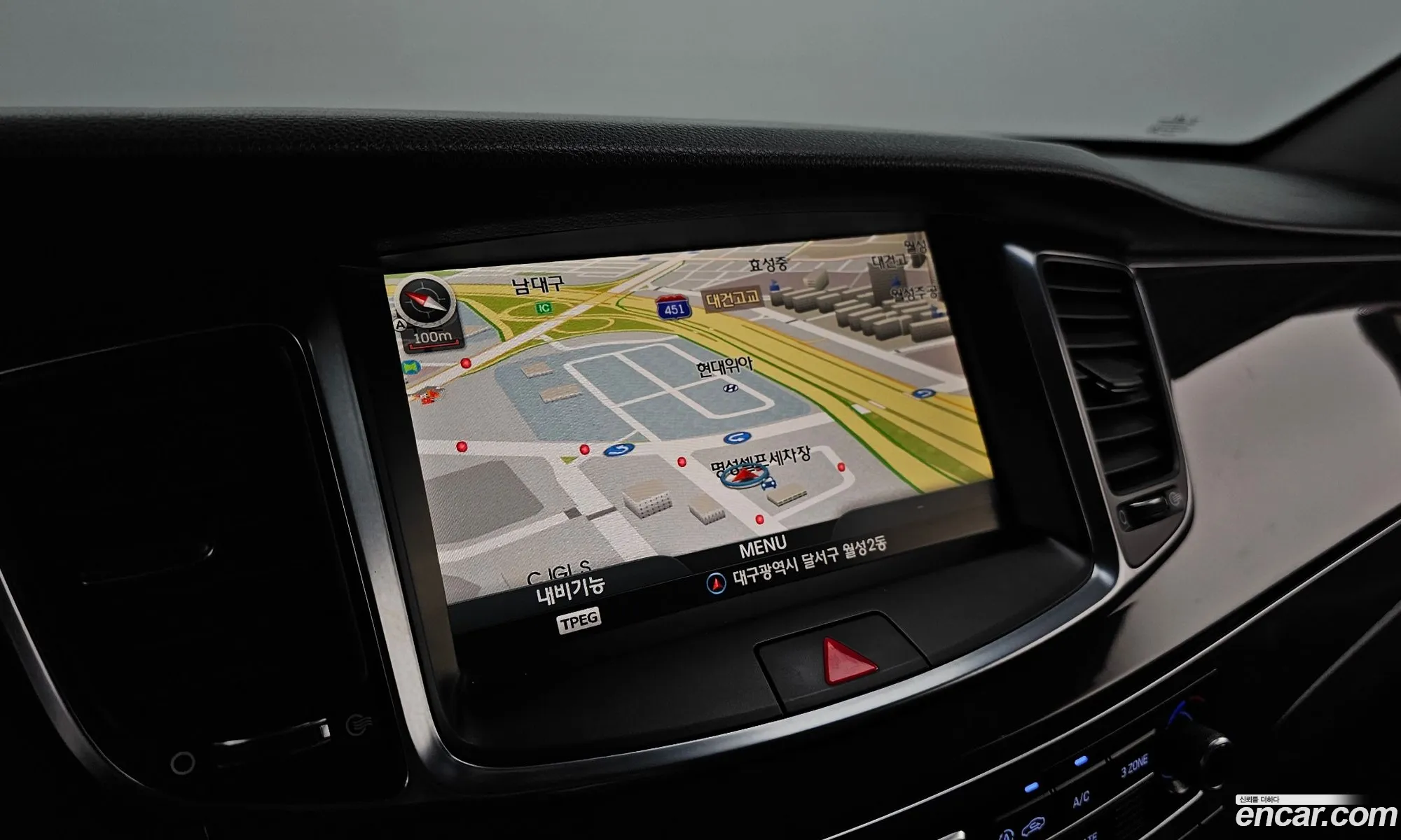 Hyundai Equus 2013 — 18
