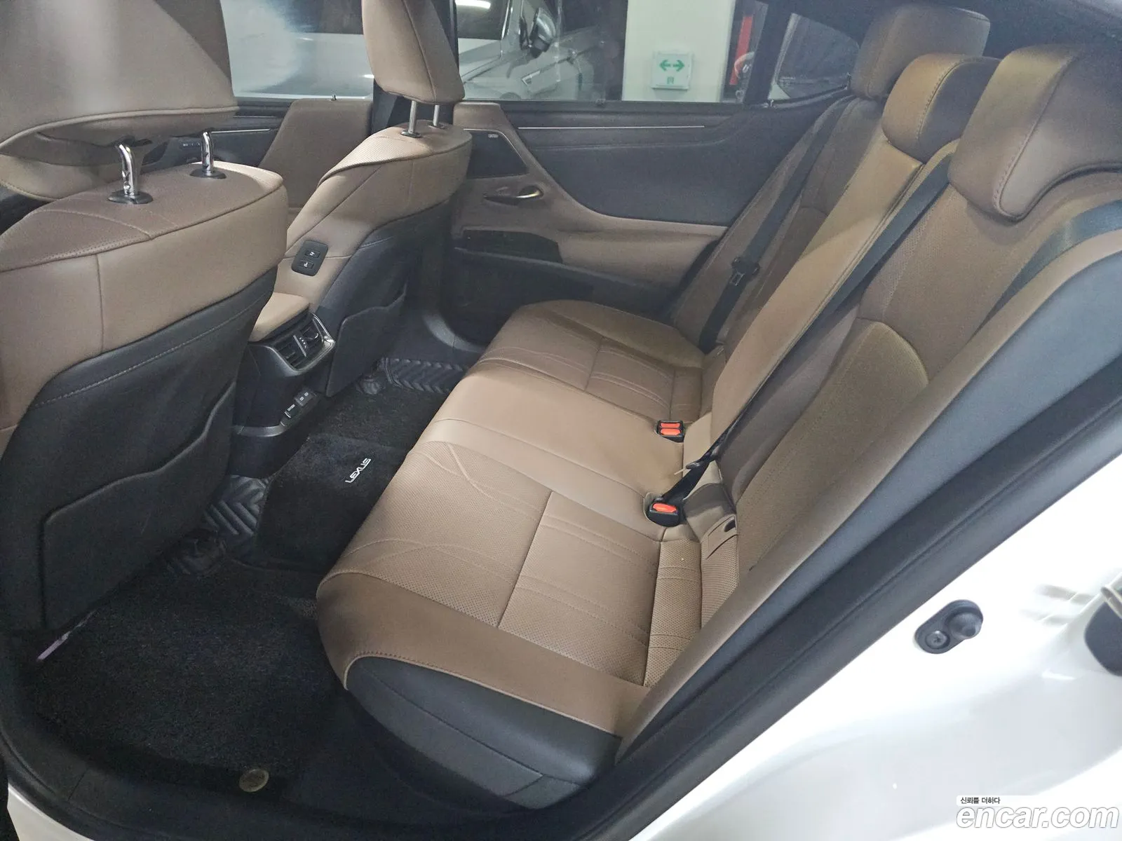 Lexus ES300h 7th Gen