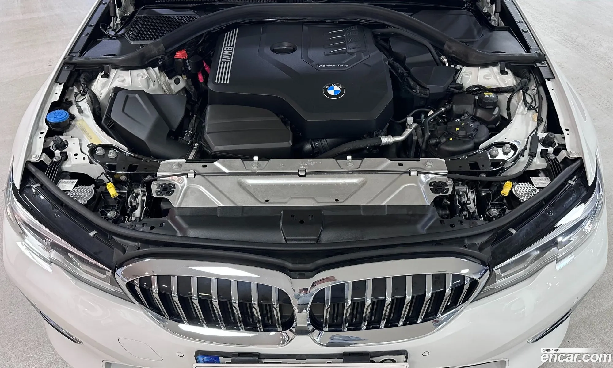 BMW 3 Series 2022 — 19