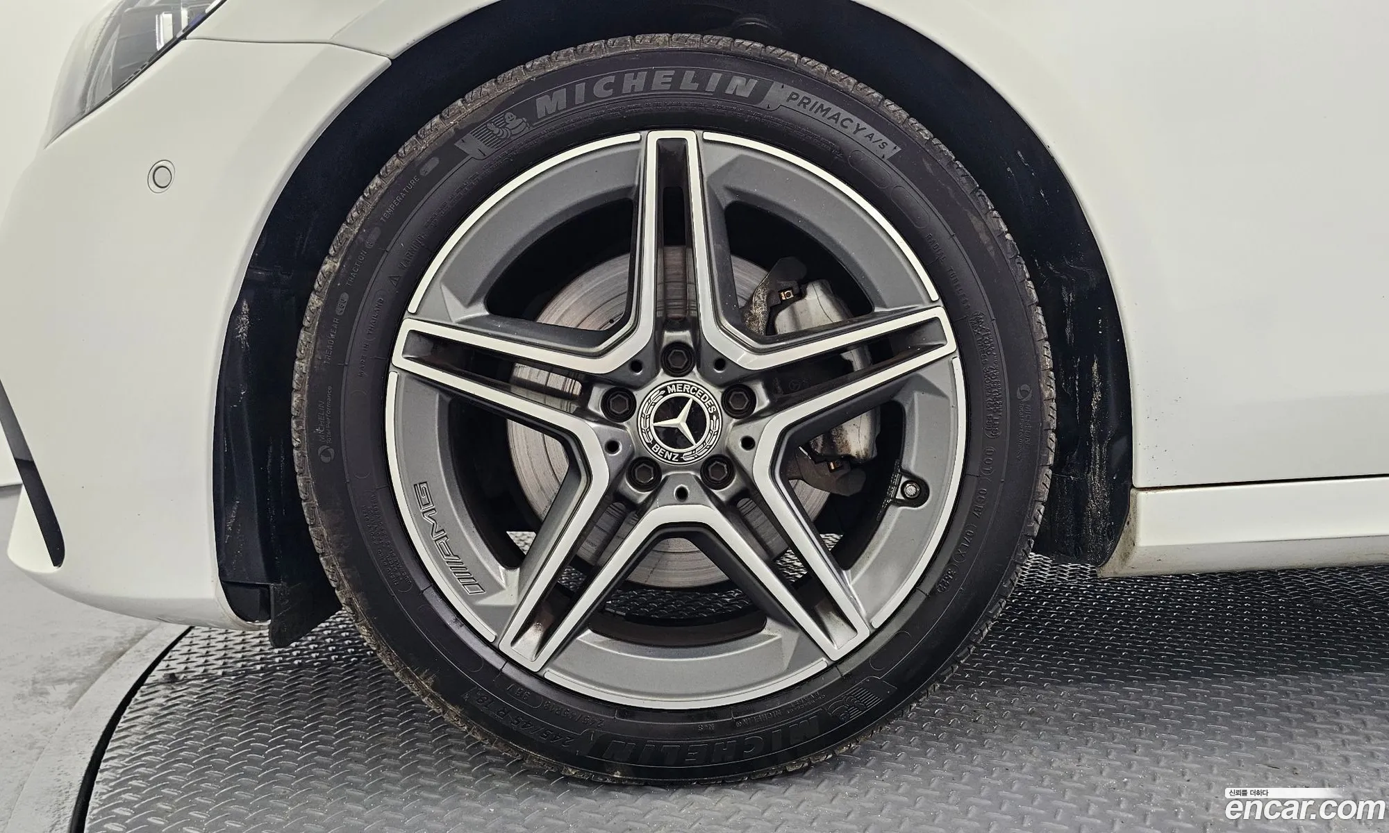 Mercedes-Benz E-Class W213 2022 — 22