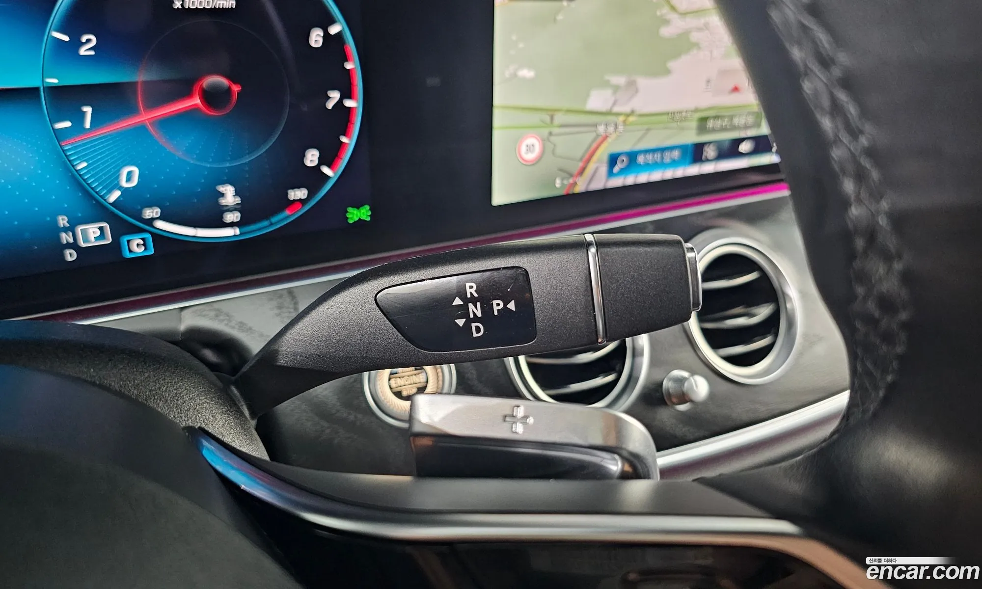 Mercedes-Benz E-Class W213 2022 — 23