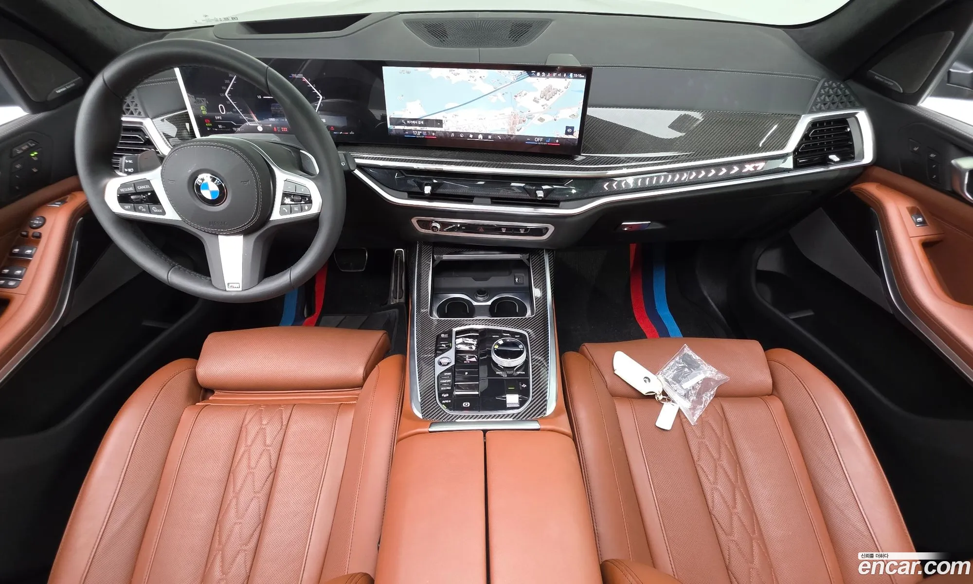 BMW X7 2025 WBA21EM01T9182754 — 32