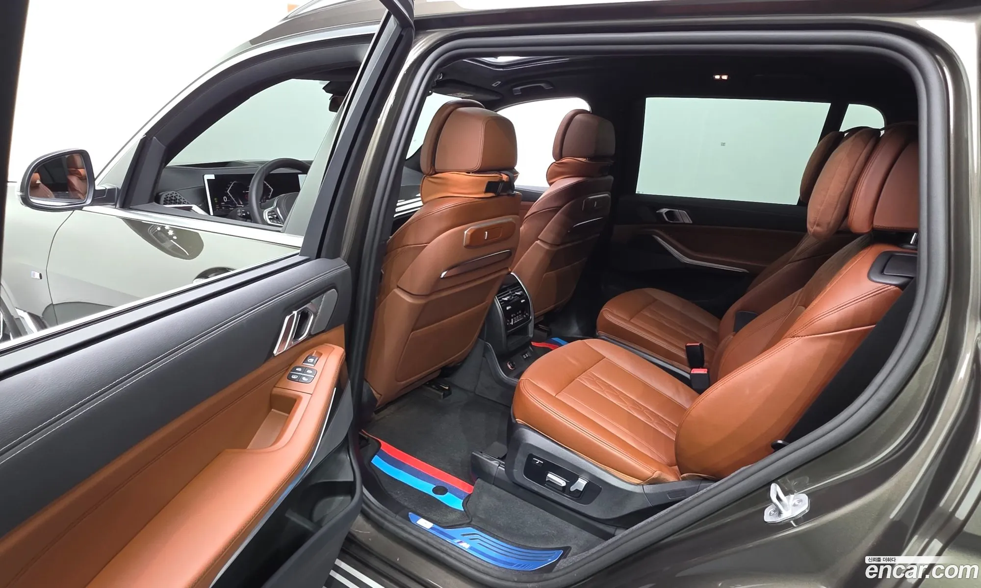 BMW X7 2025 WBA21EM01T9182754 — 11