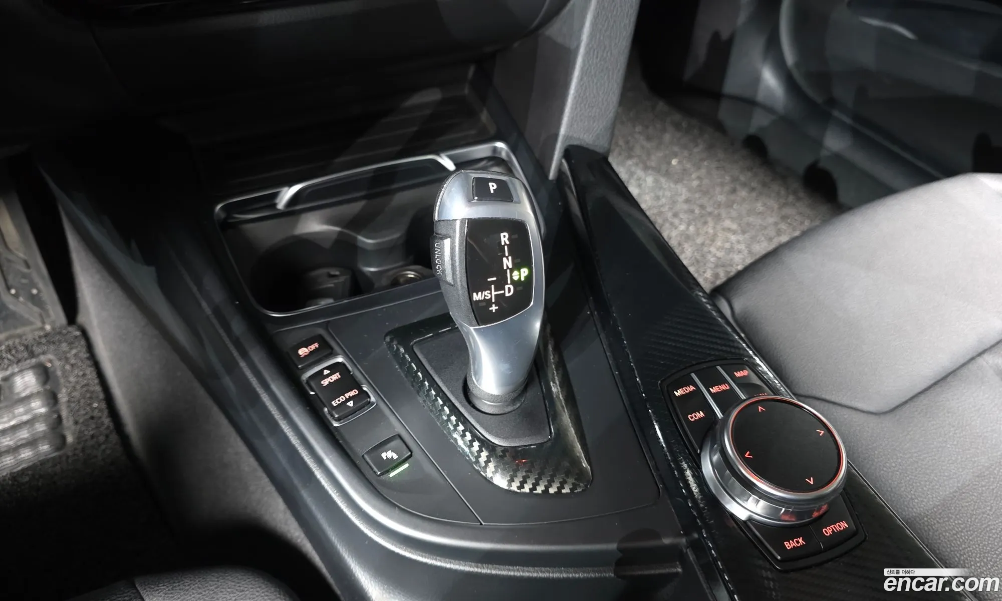 BMW 3 Series 2017 WBA8C5107JA073543 — 13