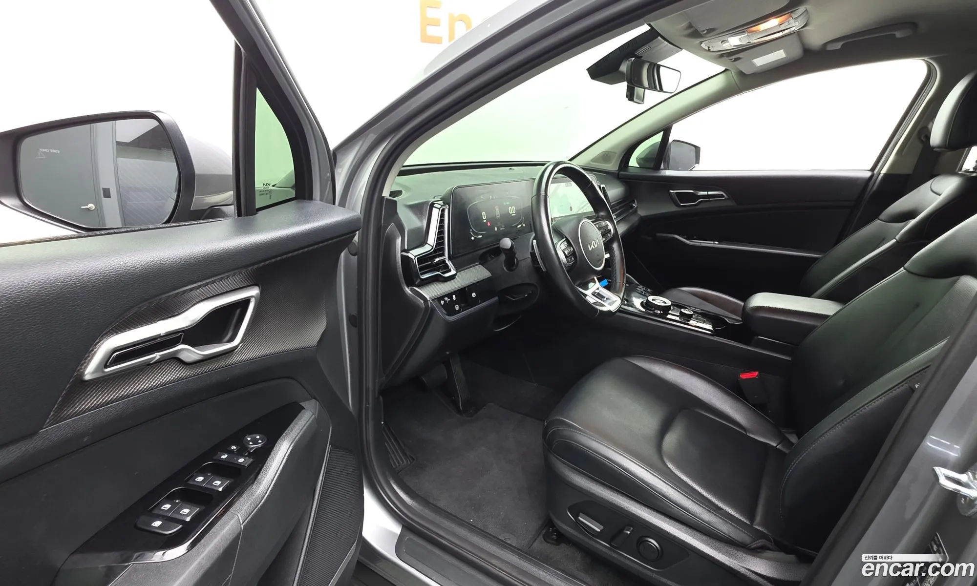 Kia Sportage Hybrid 2022 — 13