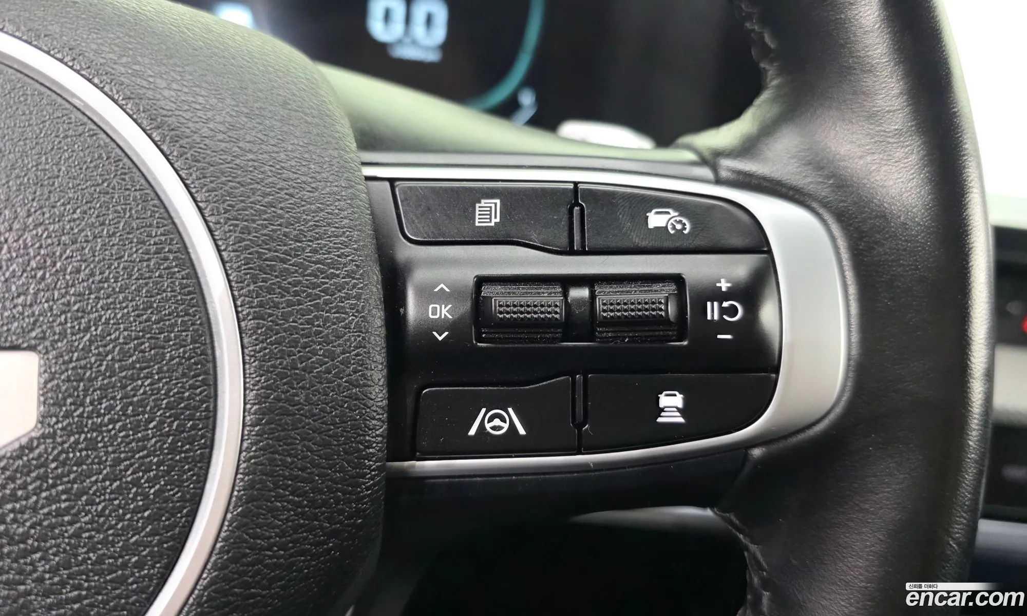 Kia Sportage Hybrid 2022 — 16