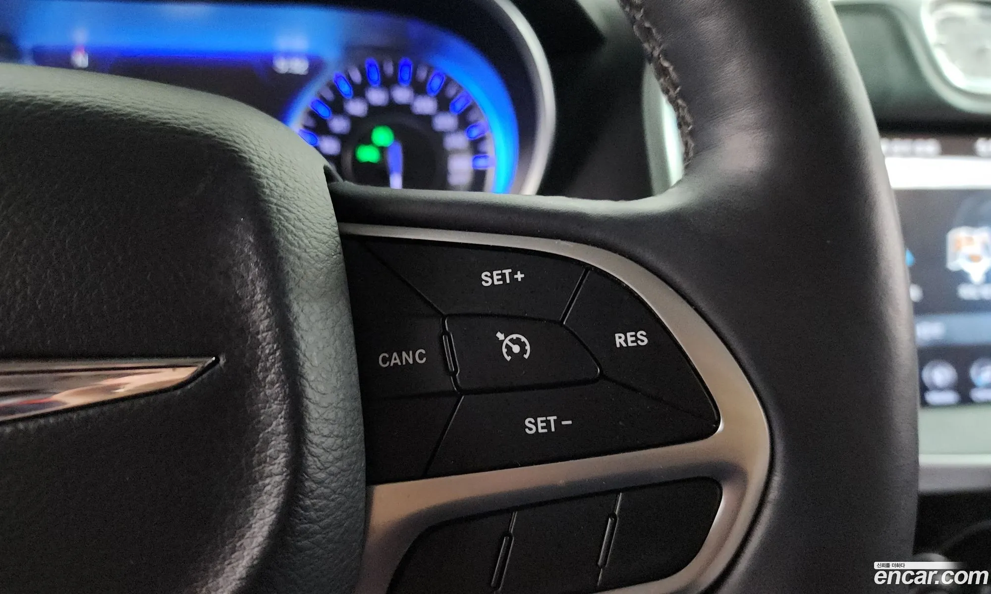 Chrysler 300C 2017 2C3CCACG2HH650169 — 17