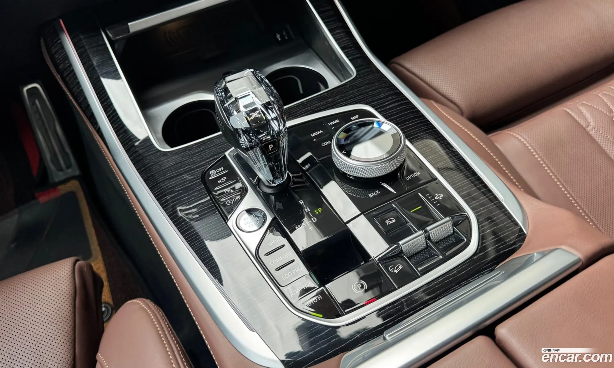 BMW X7 2021 — 18