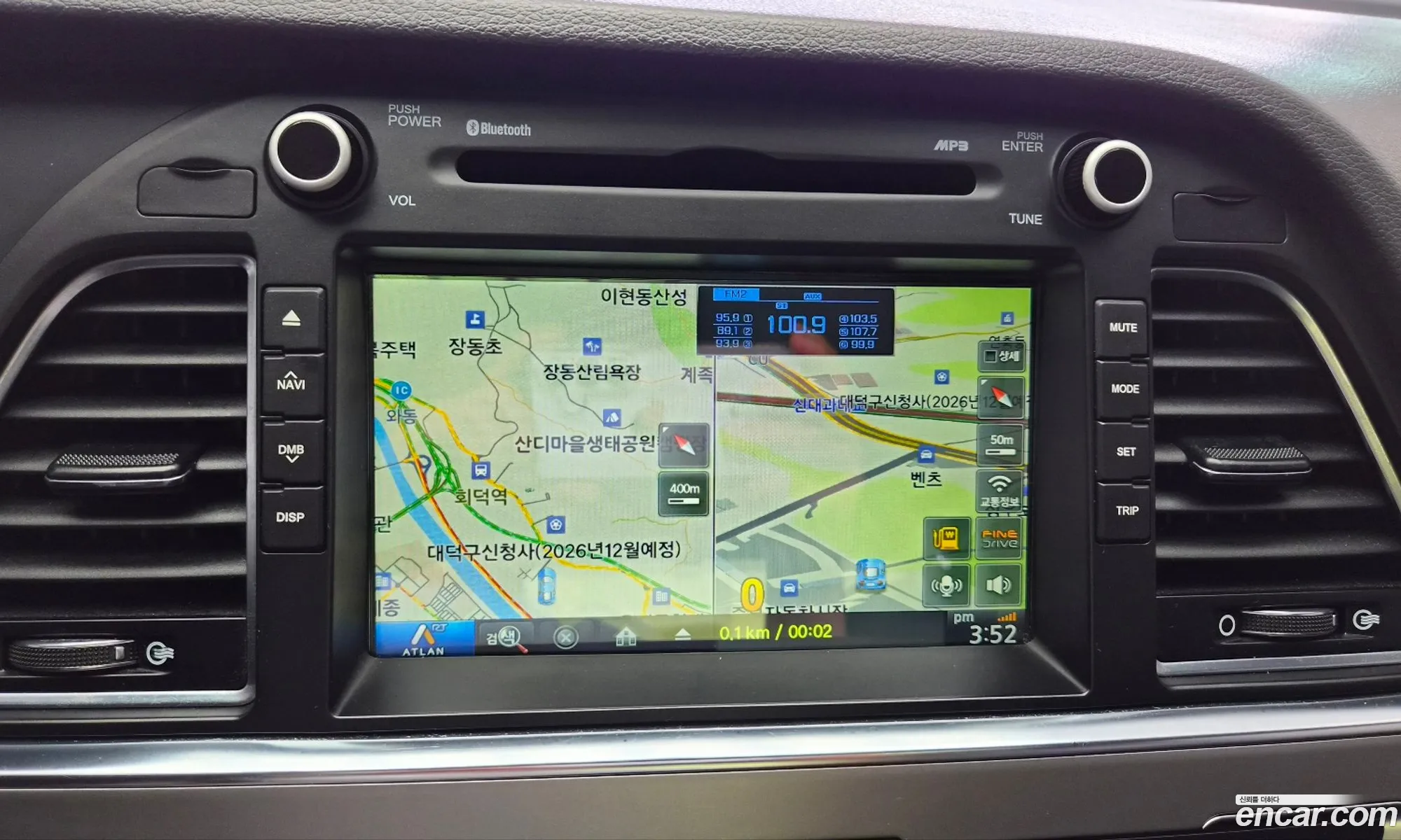 Hyundai LF Sonata 2015 — 11