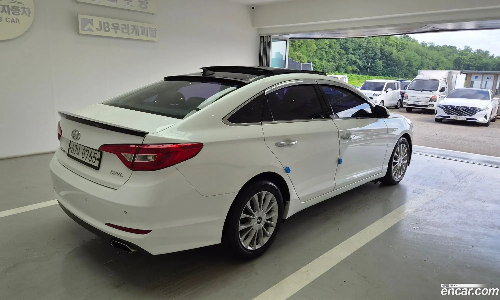 Hyundai LF Sonata 2015 — 10